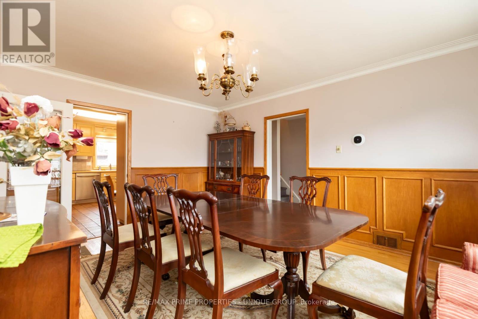 173 Ridley Boulevard, Toronto, Ontario  M5M 3M4 - Photo 19 - C13808256