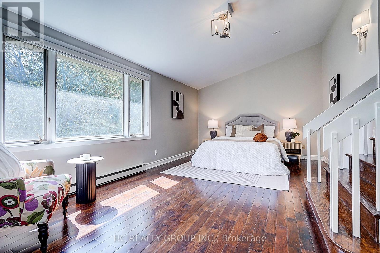 19 Lower Links Road, Toronto, Ontario  M2P 1H5 - Photo 26 - C13808274