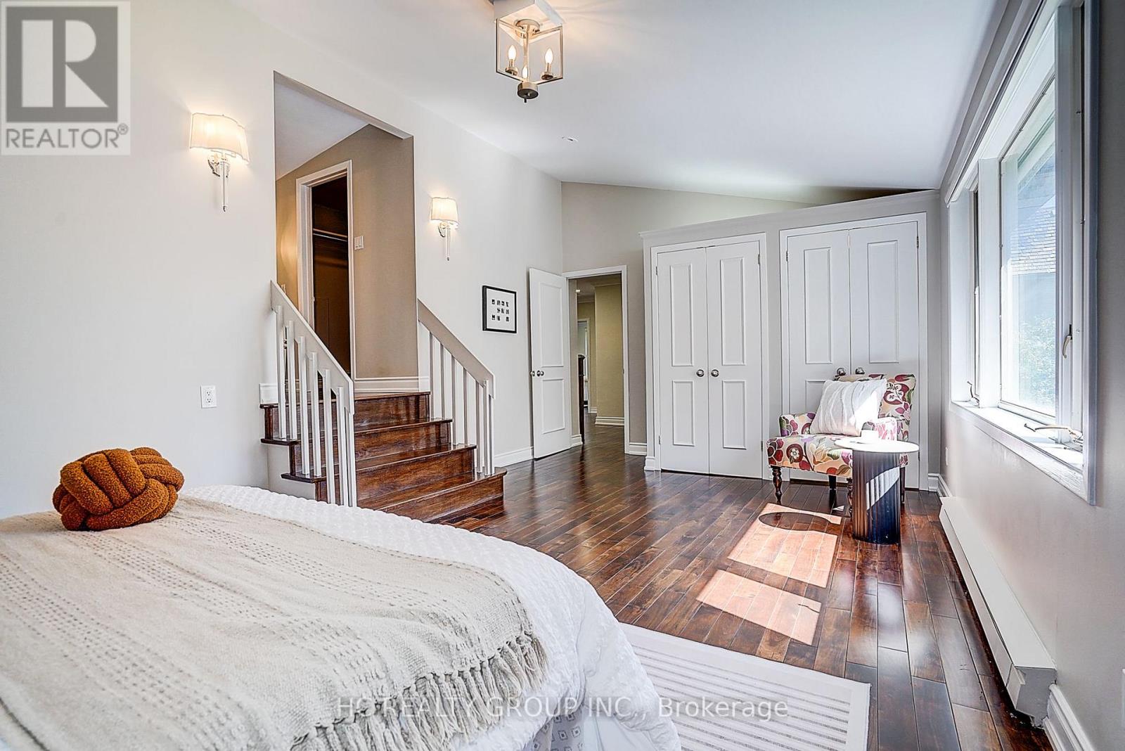 19 Lower Links Road, Toronto, Ontario  M2P 1H5 - Photo 29 - C13808274