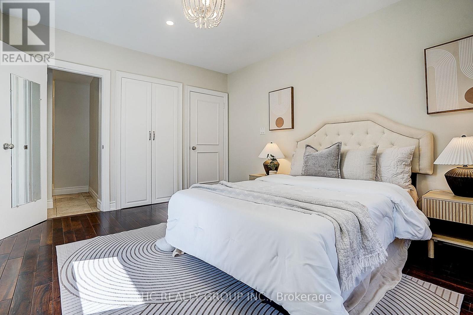 19 Lower Links Road, Toronto, Ontario  M2P 1H5 - Photo 34 - C13808274