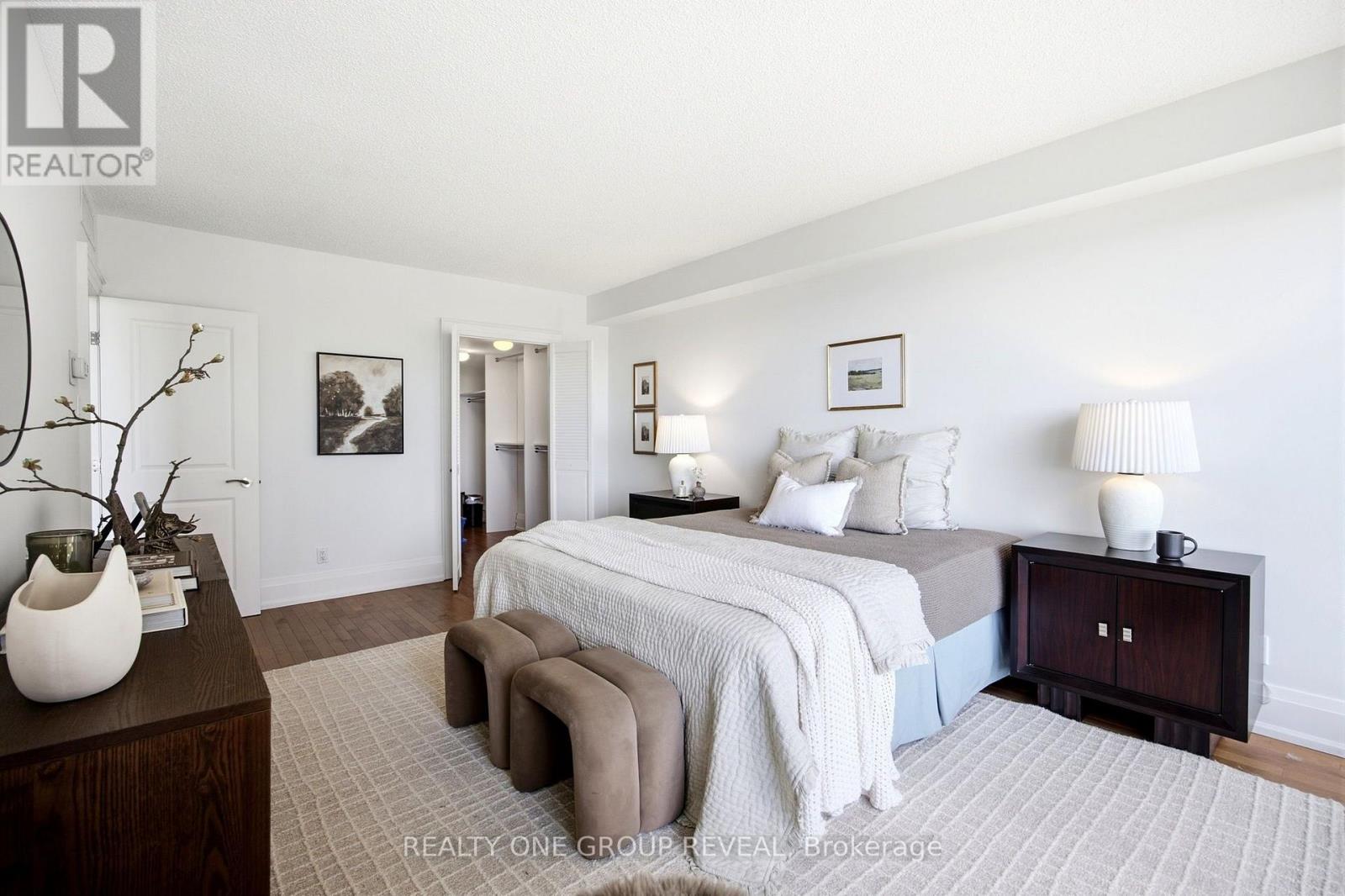 702 - 65 Harbour Square, Toronto, Ontario  M5J 2L4 - Photo 27 - C13808354