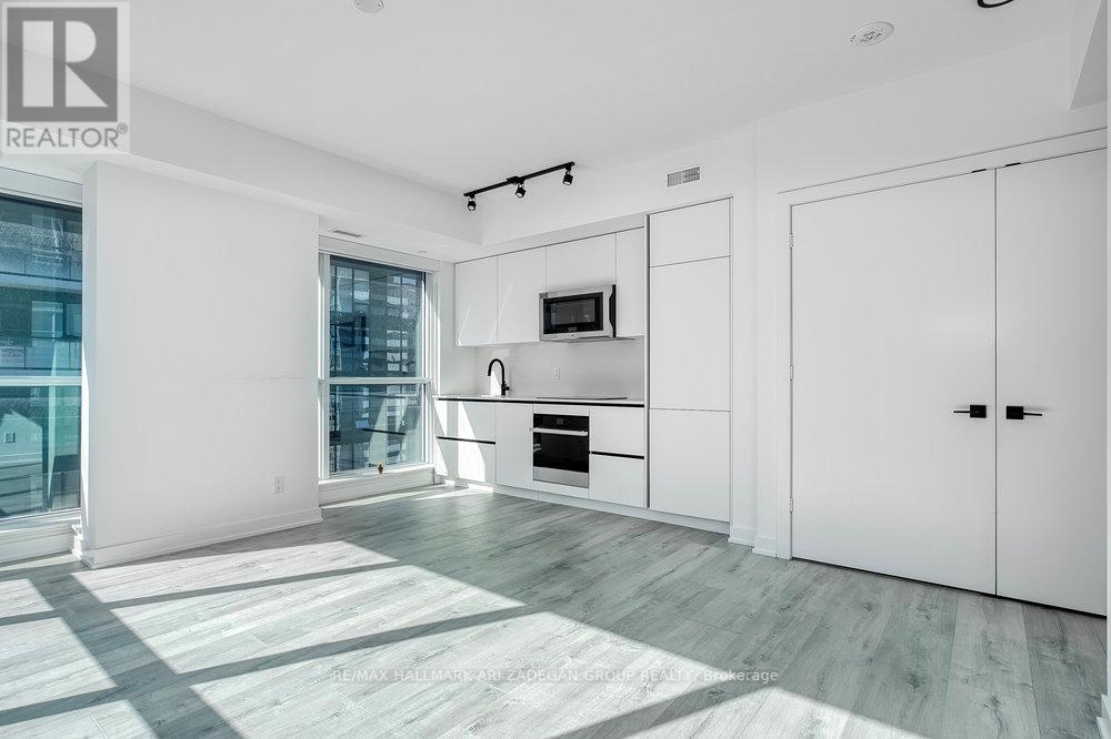 4003 - 327 King Street W, Toronto, Ontario  M5V 0W7 - Photo 8 - C13808358