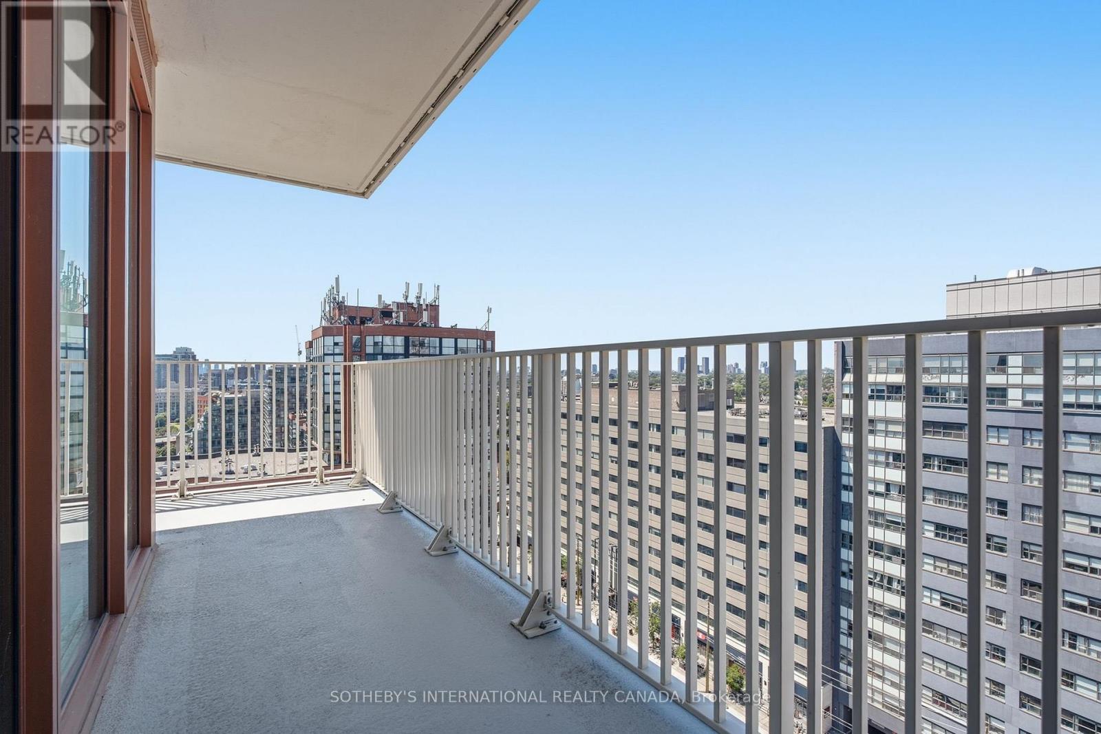 1703 - 88 Bathurst Street, Toronto, Ontario  M5V 0W8 - Photo 11 - C13808426