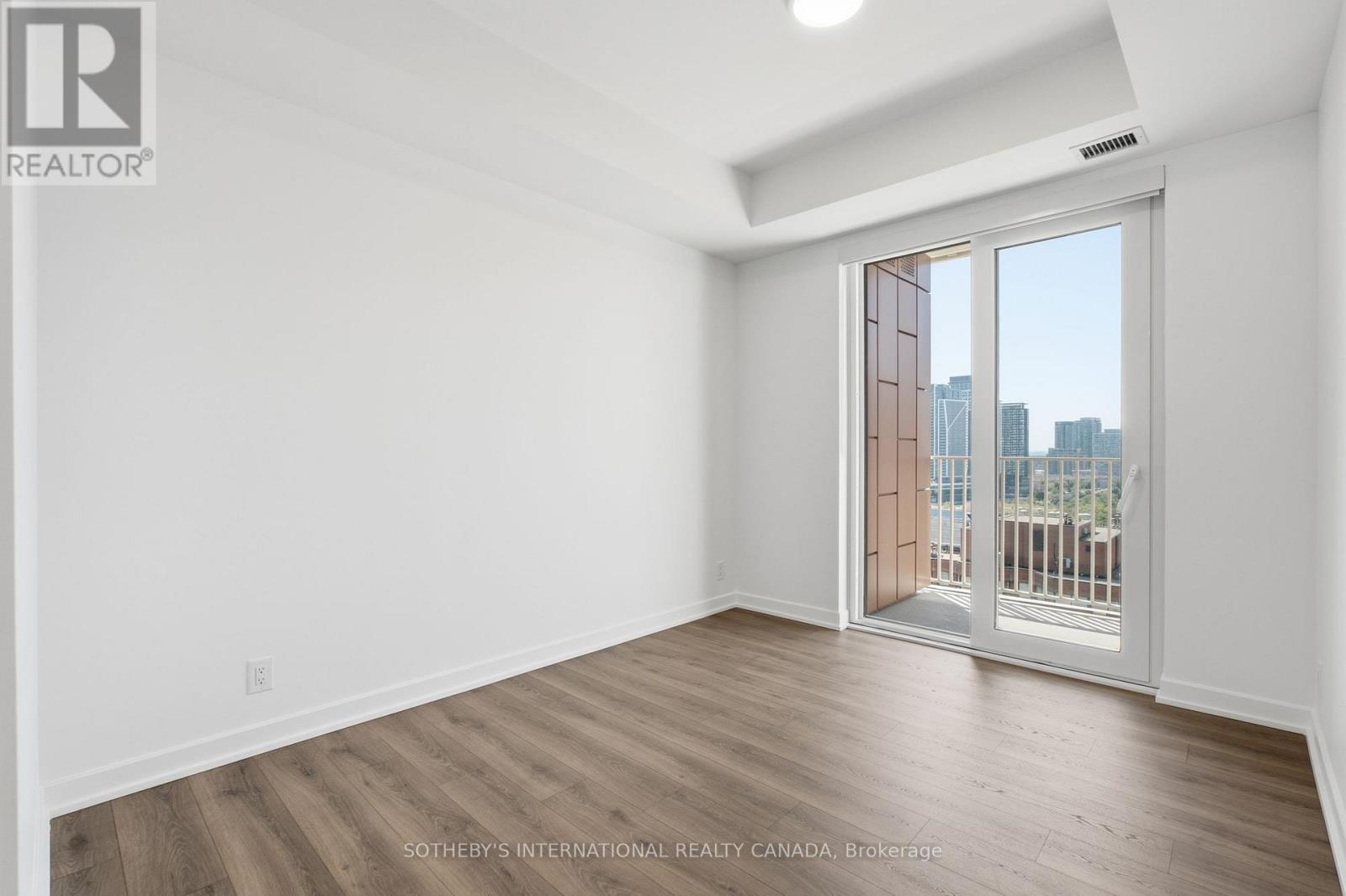 1703 - 88 Bathurst Street, Toronto, Ontario  M5V 0W8 - Photo 13 - C13808426