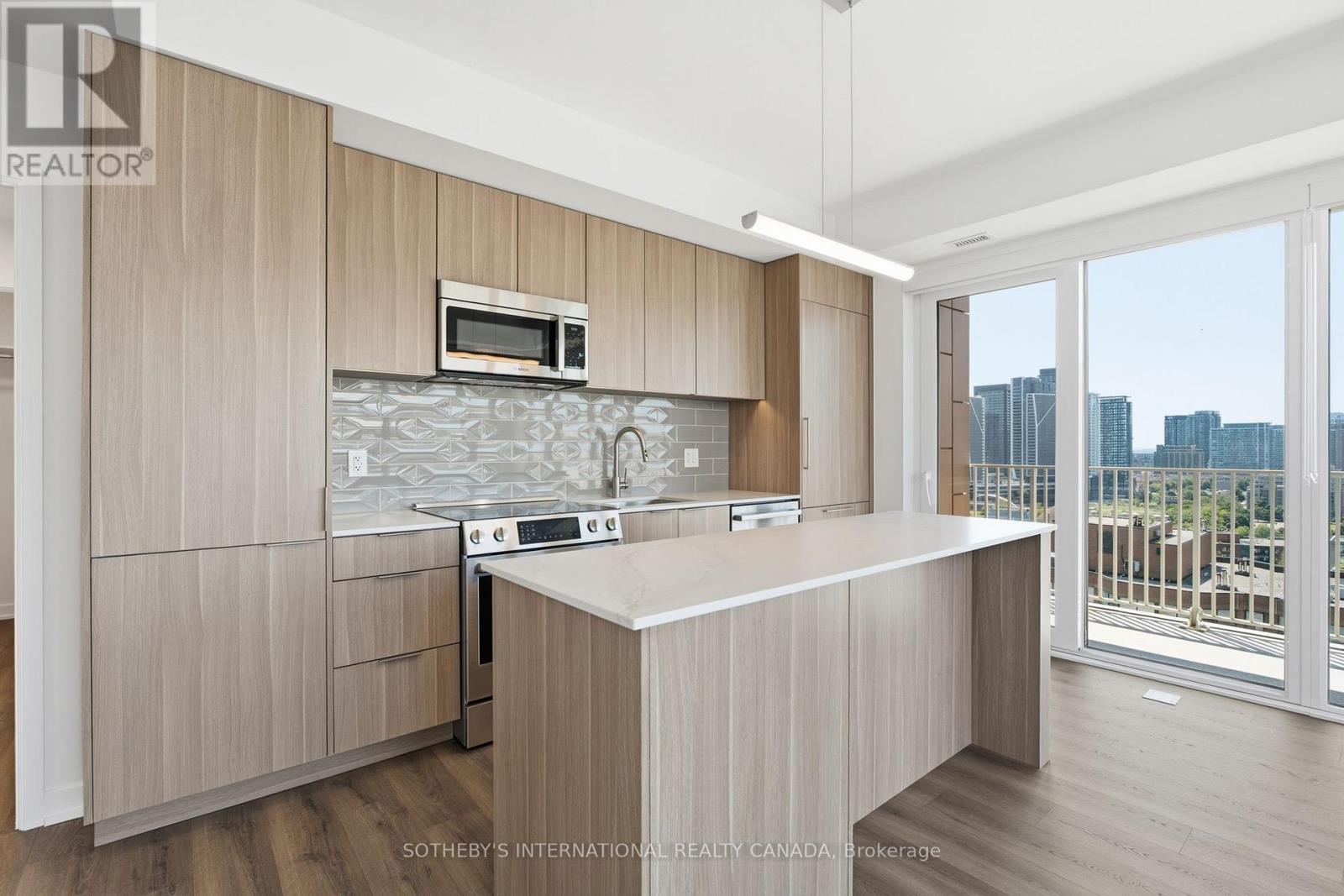 1703 - 88 Bathurst Street, Toronto, Ontario  M5V 0W8 - Photo 7 - C13808426