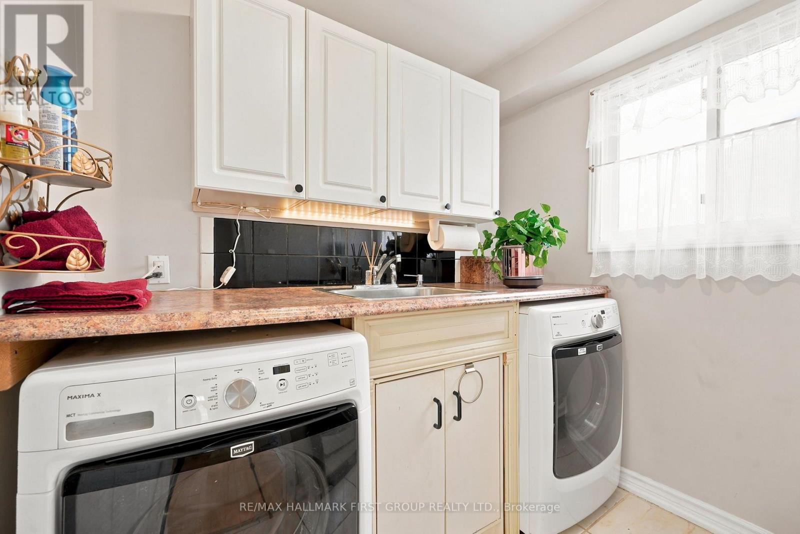 1928 New Street, Pickering, Ontario  L1V 3W9 - Photo 11 - E13808230