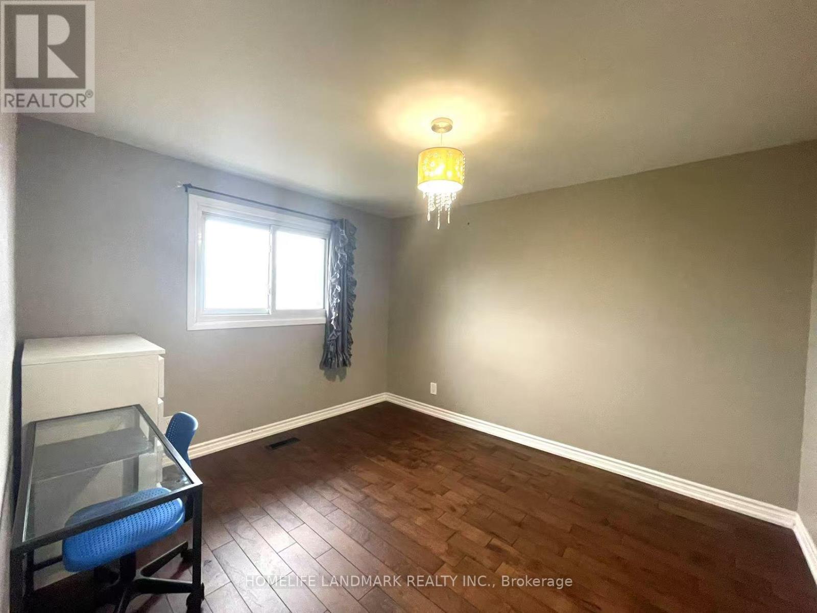 Upper - 15 Orangewood Crescent, Toronto, Ontario  M1W 1C5 - Photo 16 - E13808316