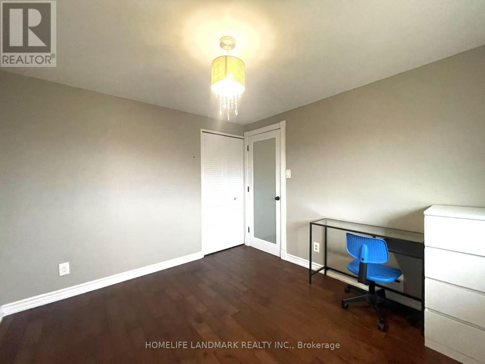 Upper - 15 Orangewood Crescent, Toronto, Ontario  M1W 1C5 - Photo 17 - E13808316