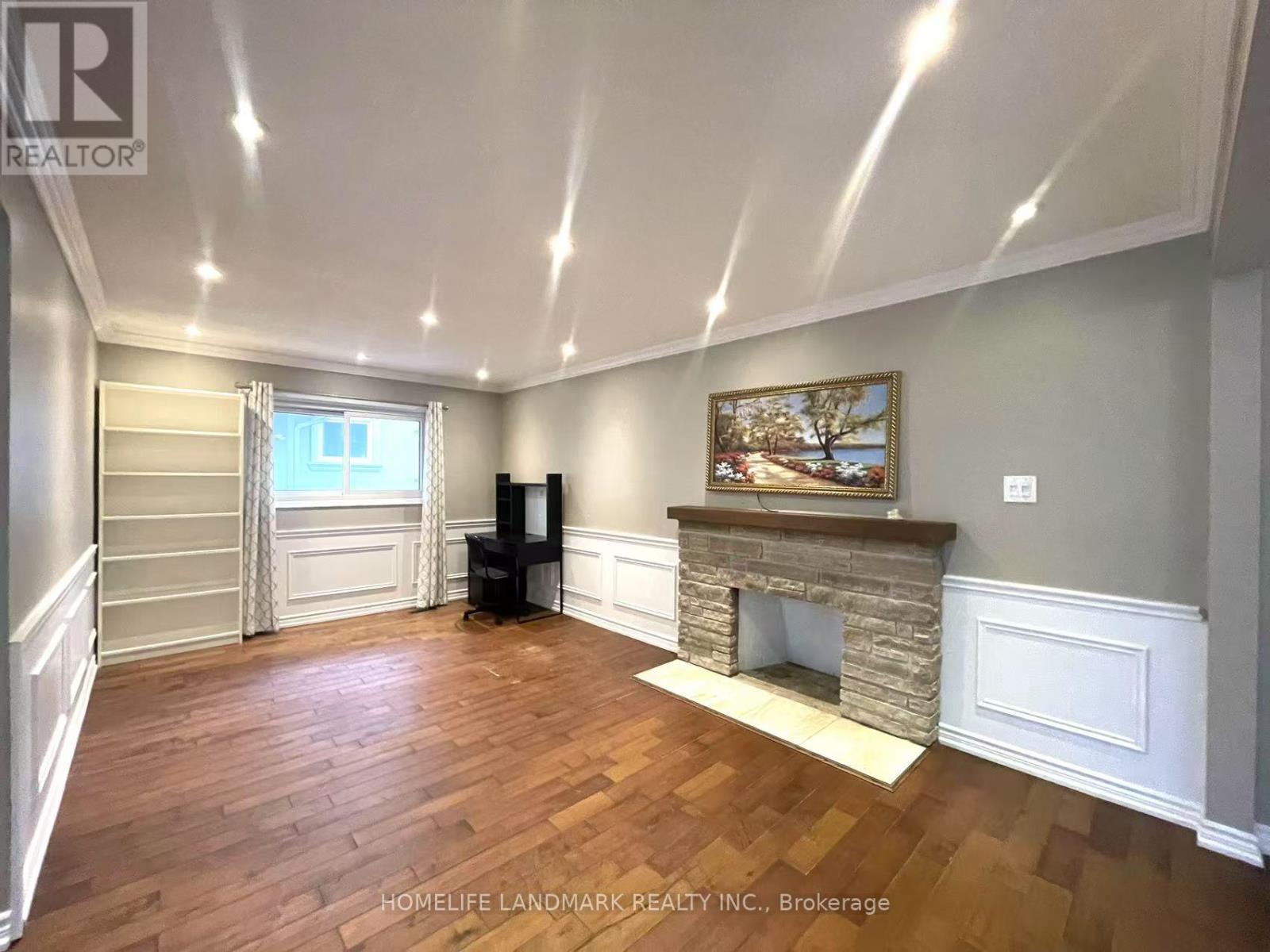 Upper - 15 Orangewood Crescent, Toronto, Ontario  M1W 1C5 - Photo 7 - E13808316