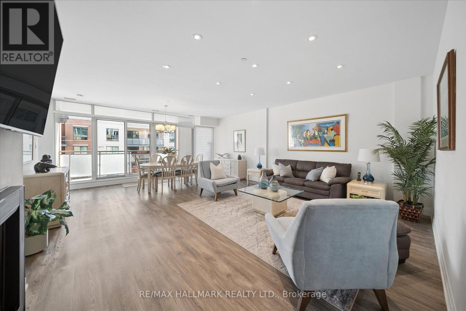 403 - 200 Woodbine Avenue, Toronto, Ontario  M4L 3P2 - Photo 11 - E13808380