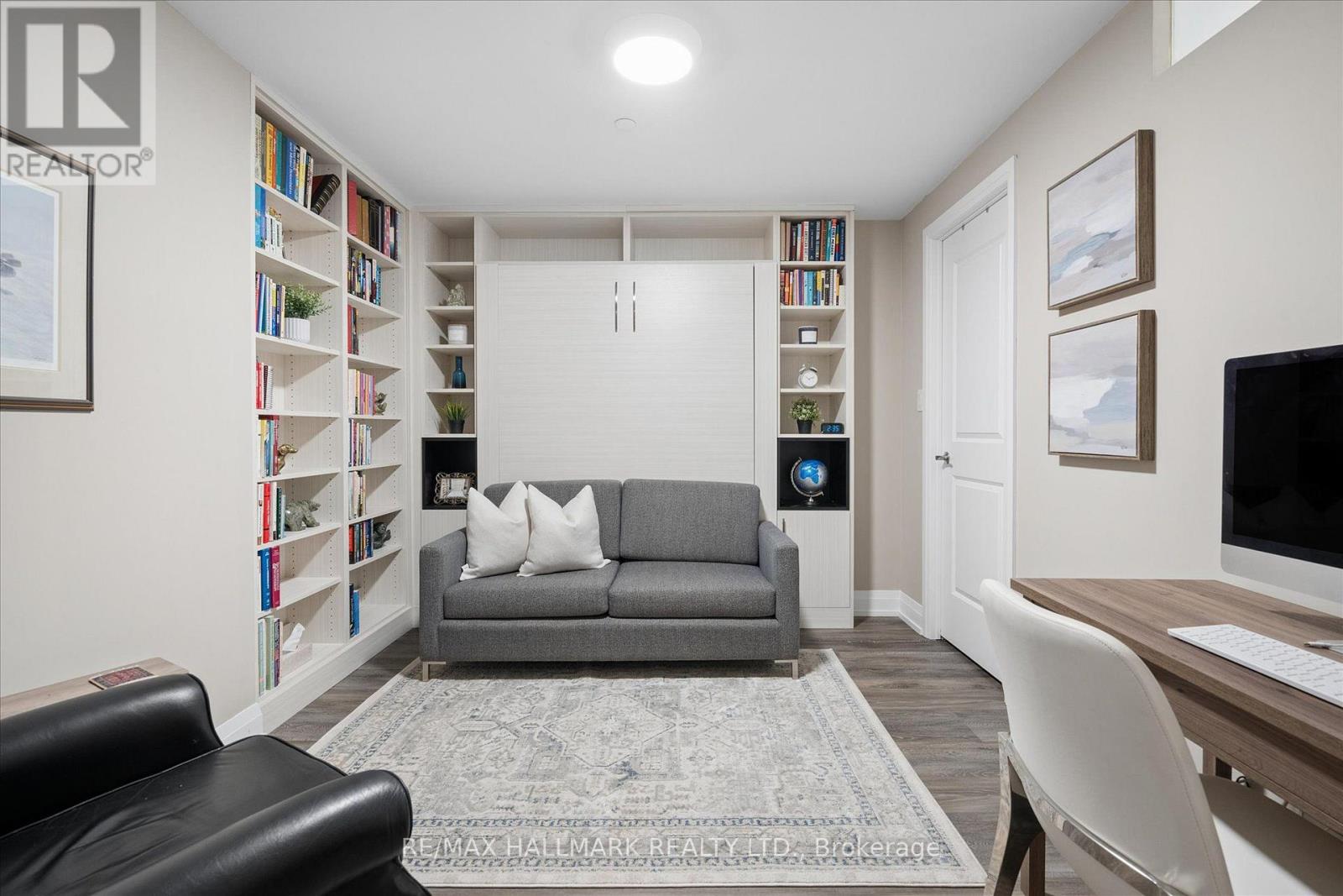 403 - 200 Woodbine Avenue, Toronto, Ontario  M4L 3P2 - Photo 7 - E13808380