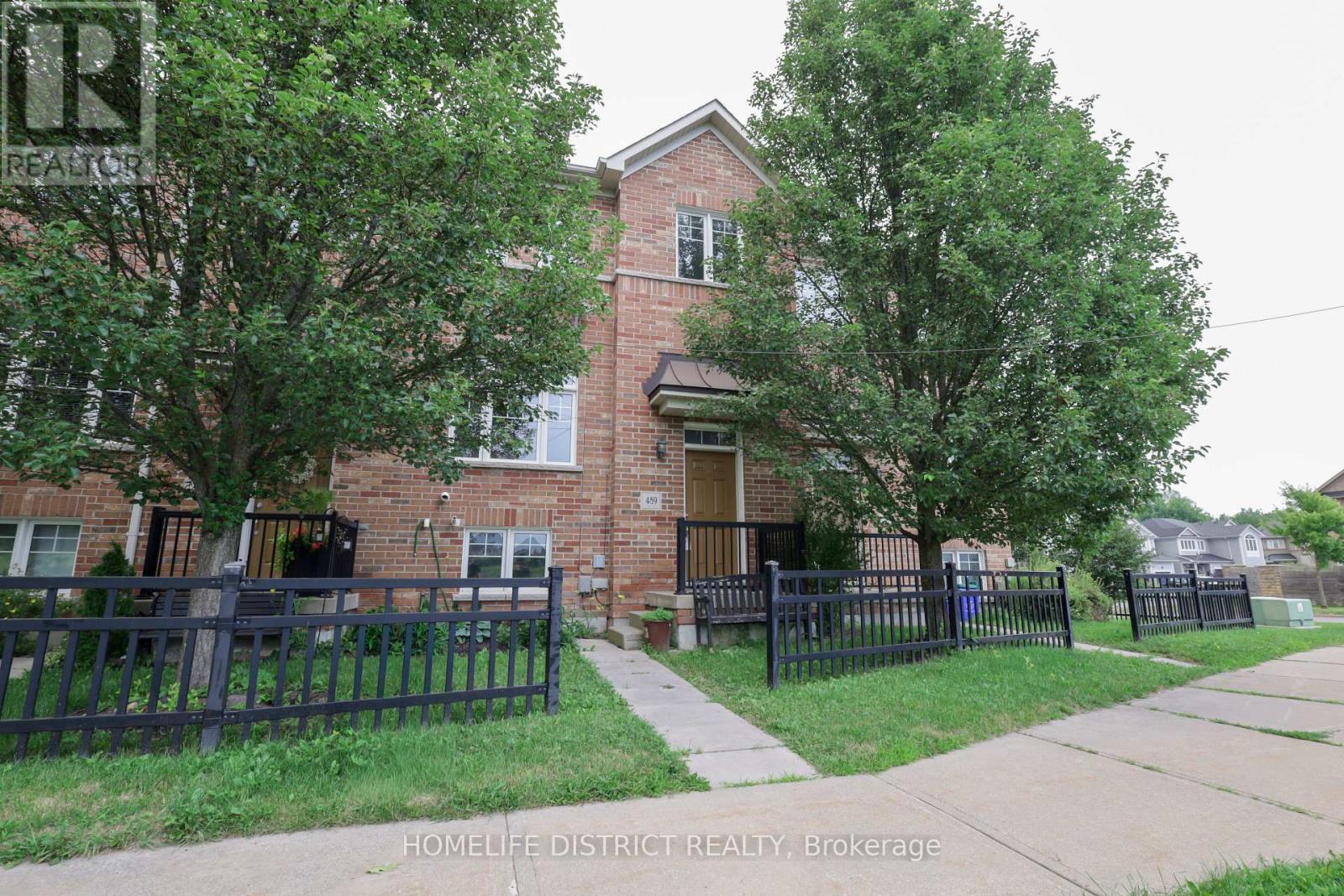 489 MEARNS AVENUE, Clarington, Ontario