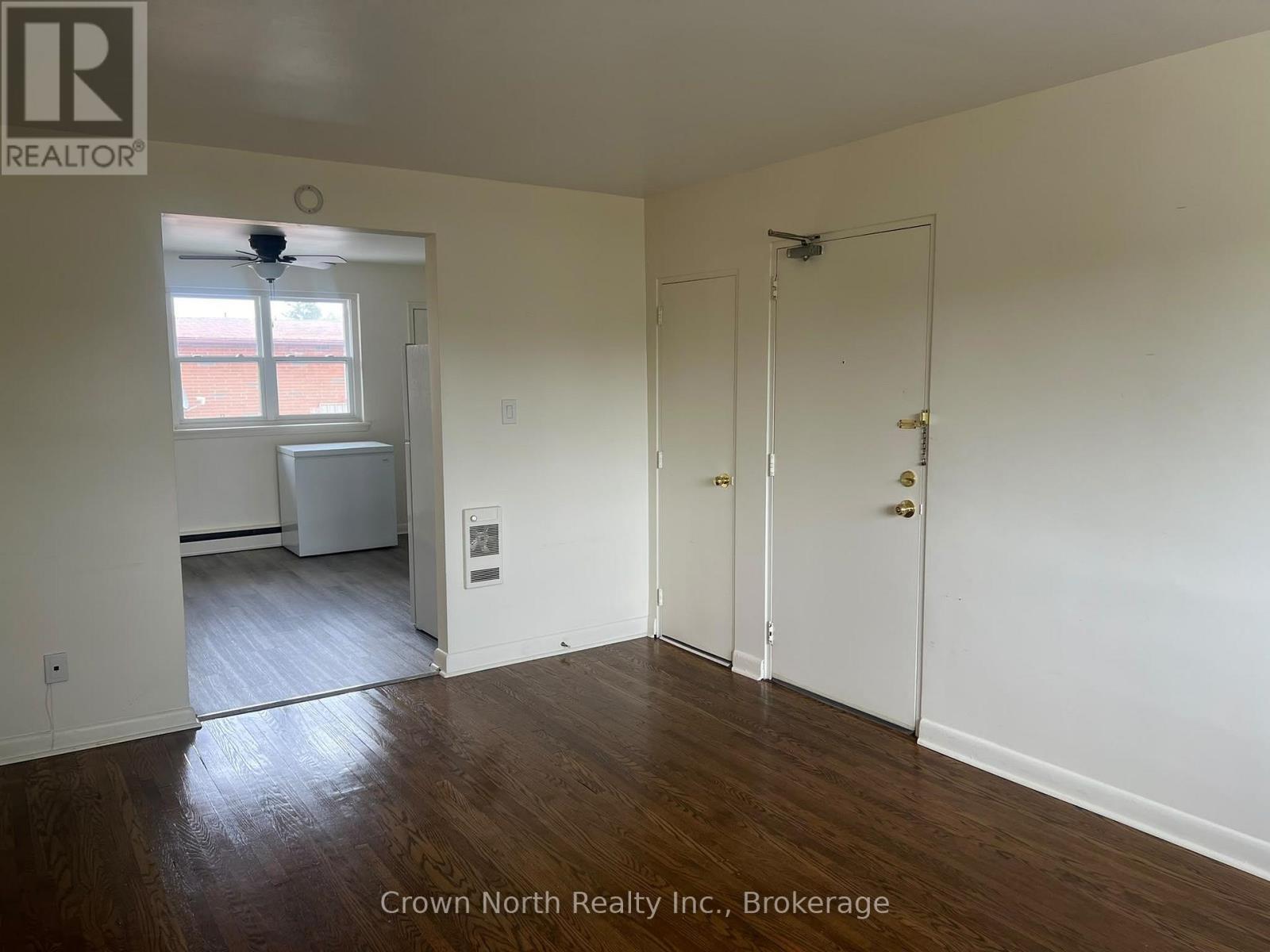 4 - 239 Montrave Avenue, Oshawa, Ontario  L1J 4R9 - Photo 11 - E13808520