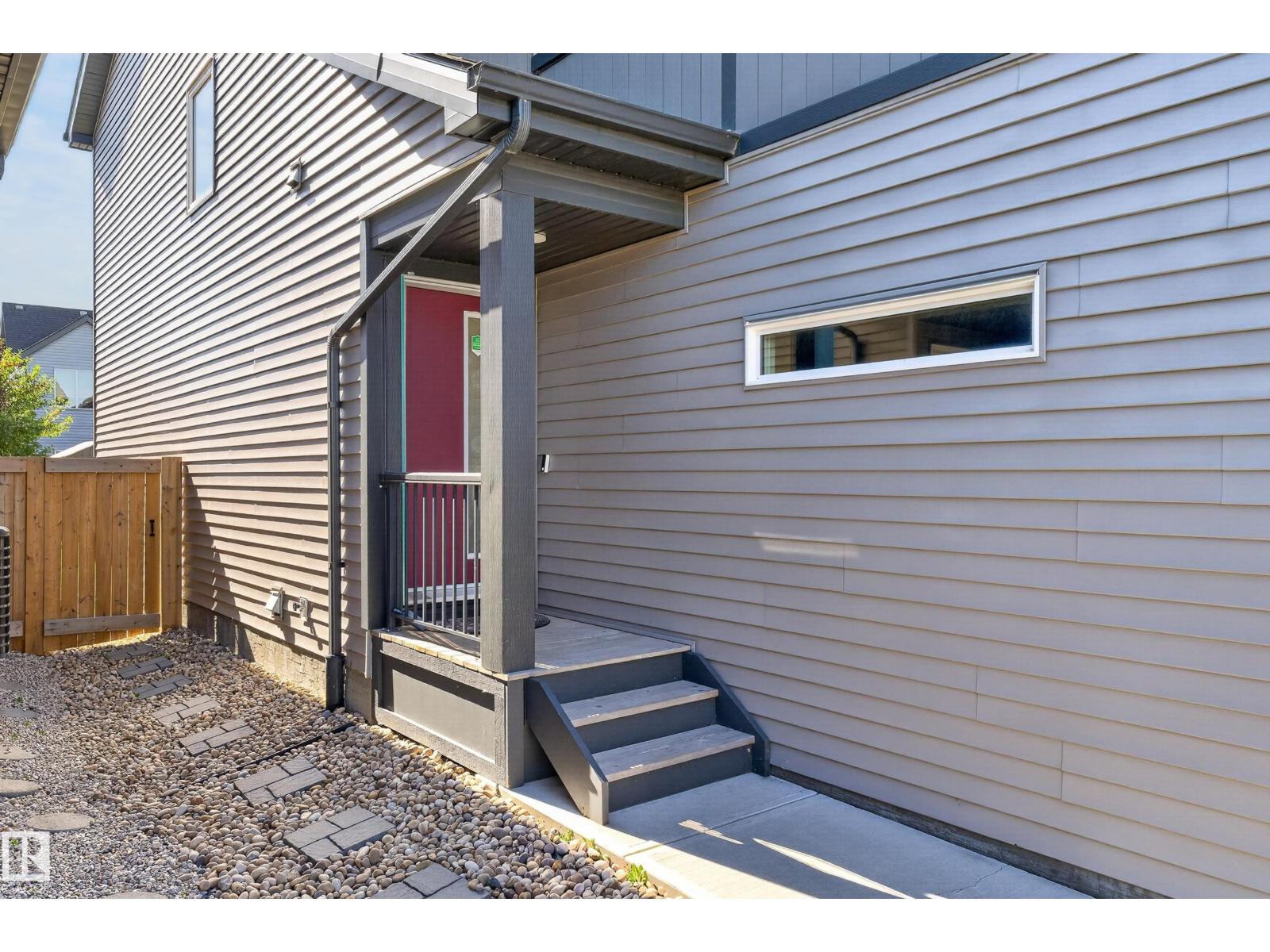22519 96 AV NW