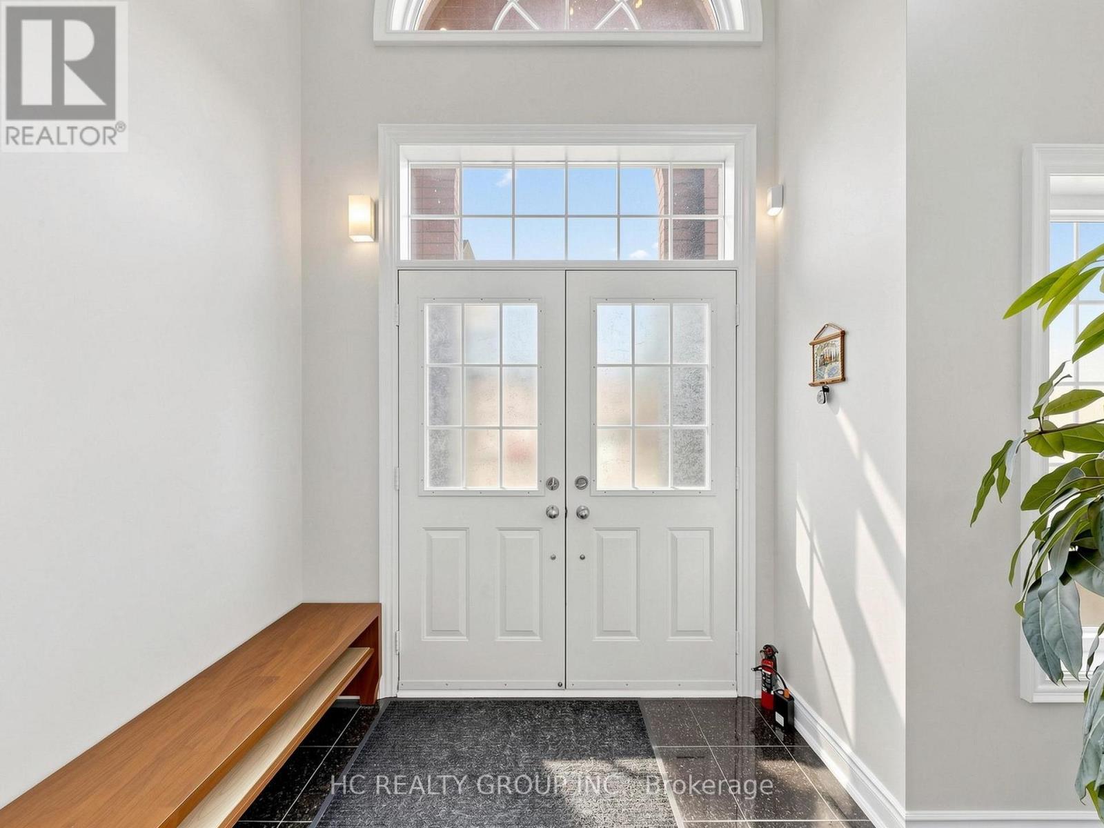 123 Ner Israel Drive, Vaughan, Ontario  L4J 9L1 - Photo 4 - N13808280