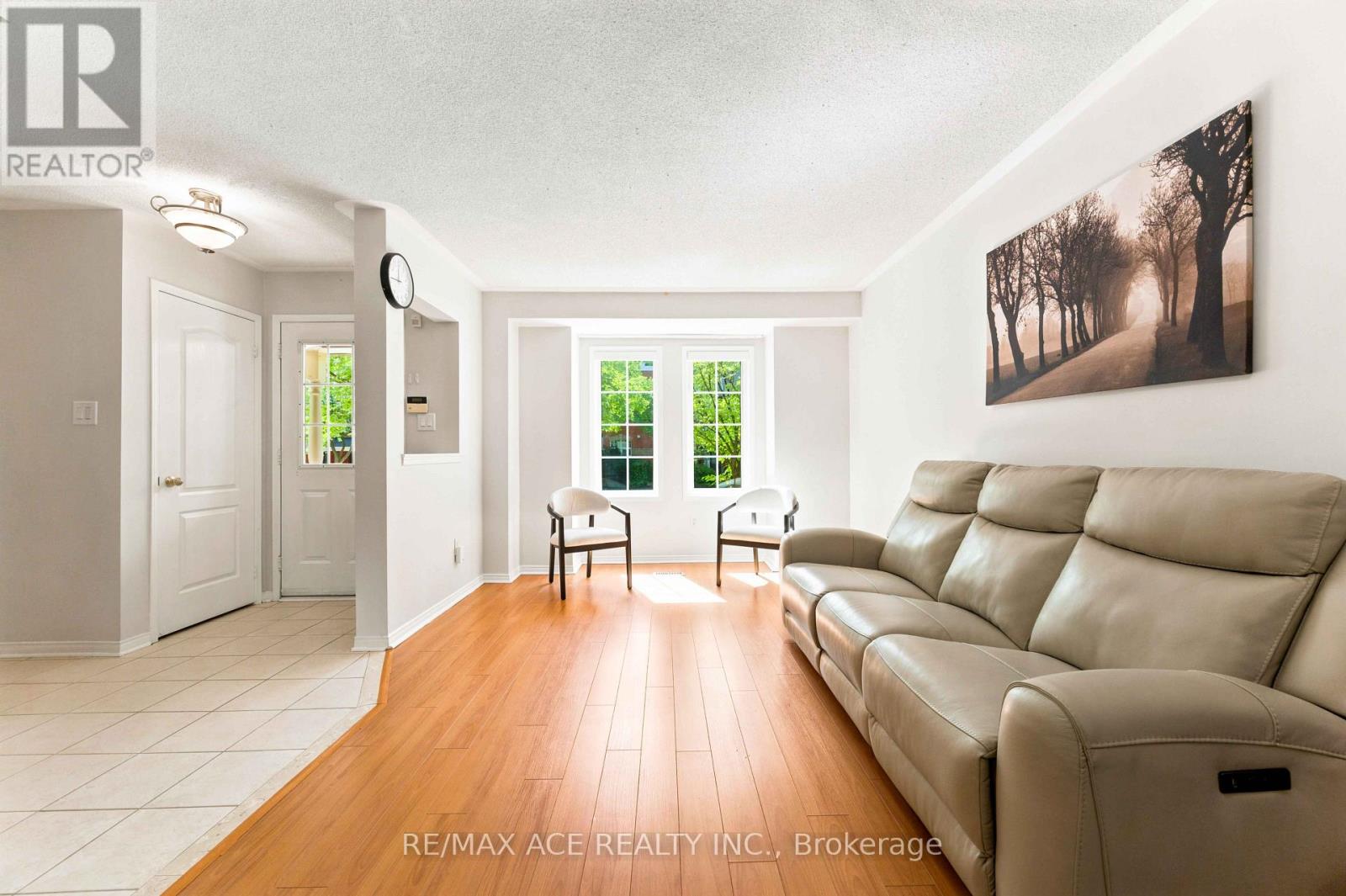 16 White's Hill Avenue, Markham, Ontario  L6B 1C1 - Photo 4 - N13808466