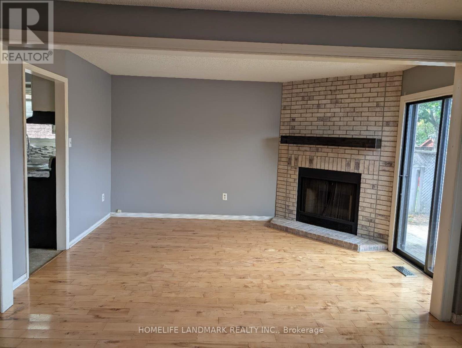 23 Wallace Drive, Barrie (Northwest), Ontario L4N 7E2 - Photo 2 - S13808392