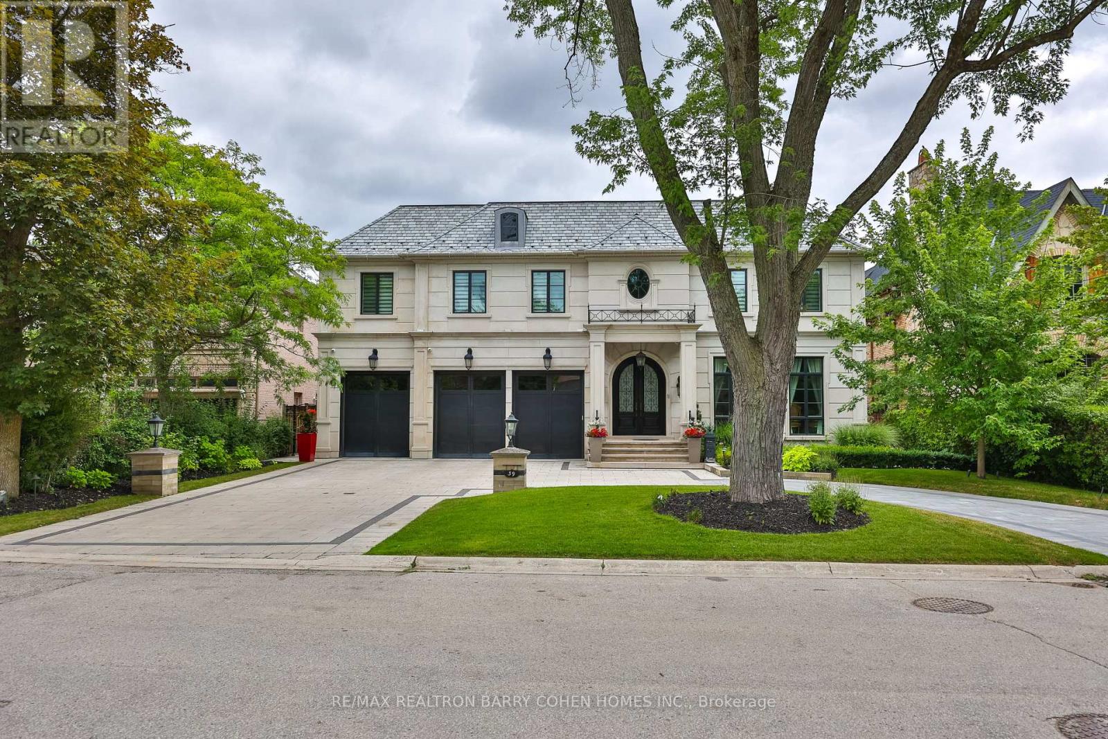 39 Arjay Crescent, Toronto, Ontario  M2L 1C6 - Photo 3 - C13636384