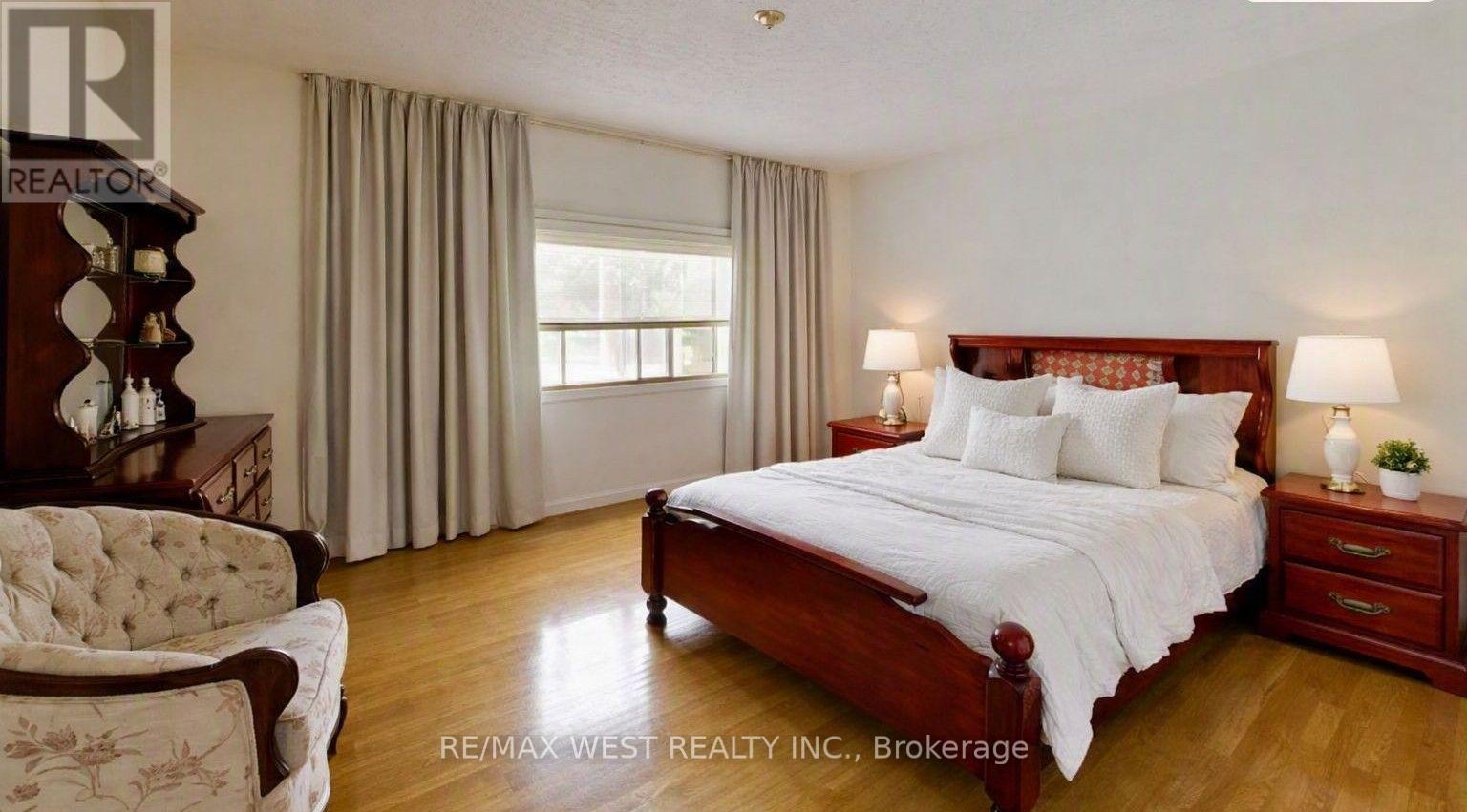 99 Euclid Avenue, Toronto, Ontario  M6J 2J8 - Photo 21 - C13805484