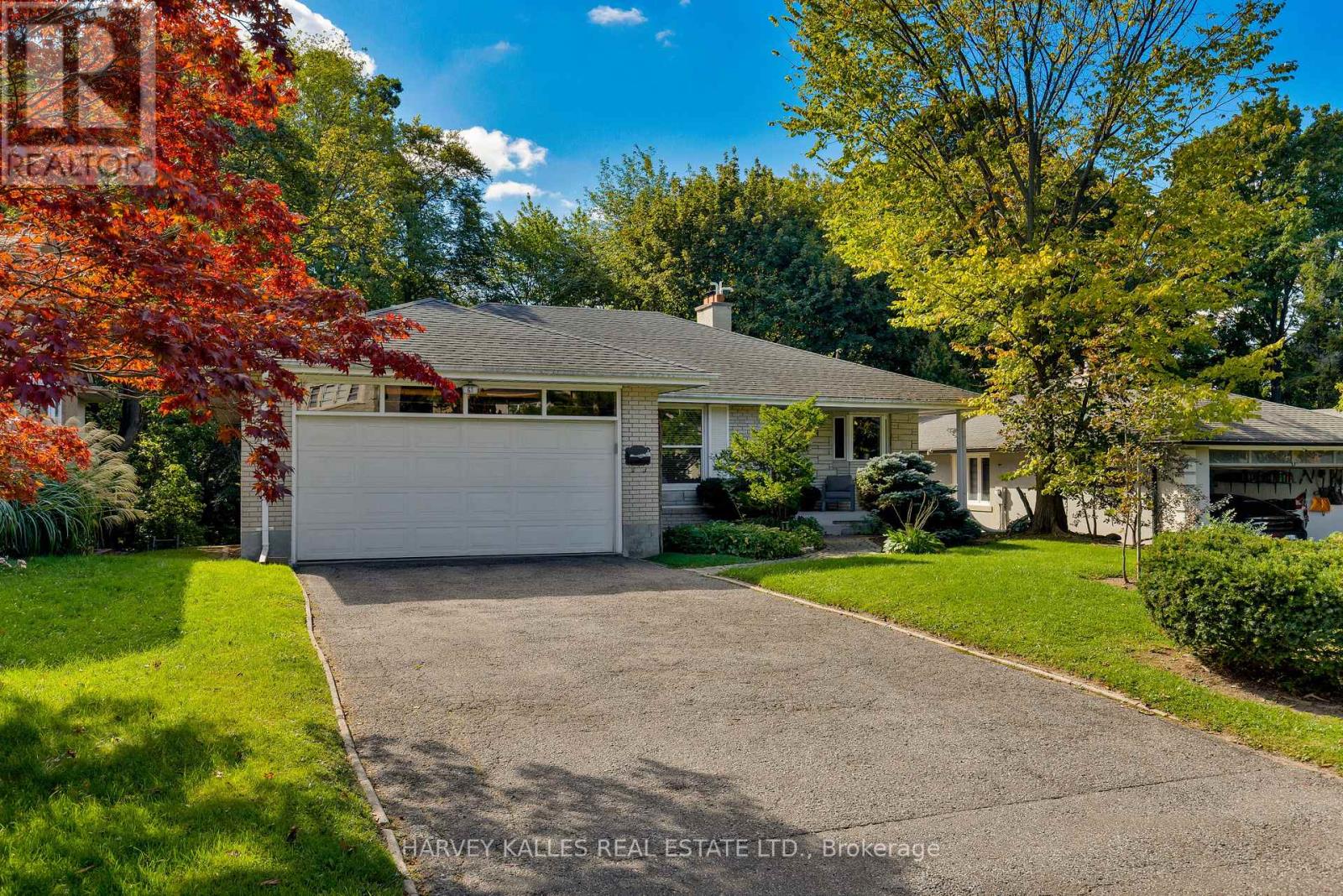 63 Twyford Road, Toronto, Ontario  M9A 1W5 - Photo 2 - W13808262