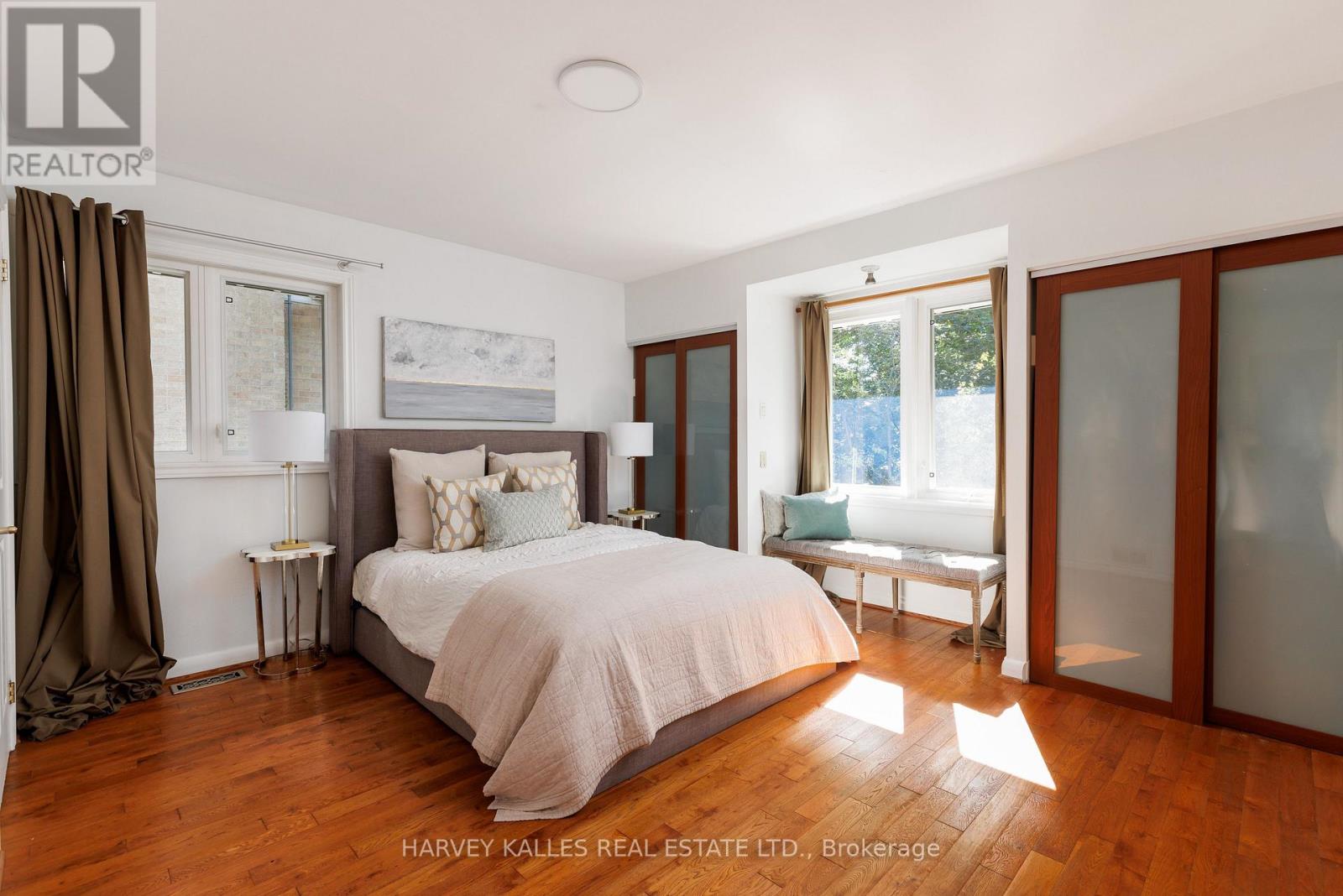 63 Twyford Road, Toronto, Ontario  M9A 1W5 - Photo 24 - W13808262
