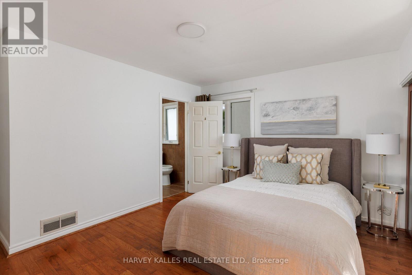63 Twyford Road, Toronto, Ontario  M9A 1W5 - Photo 26 - W13808262