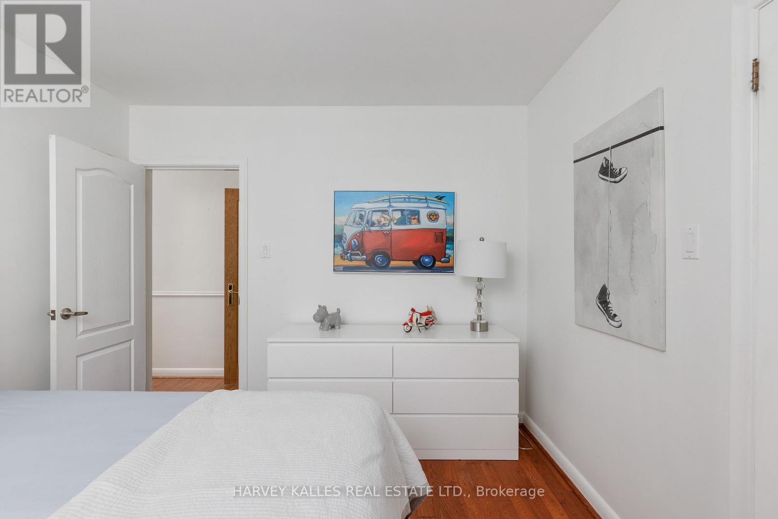 63 Twyford Road, Toronto, Ontario  M9A 1W5 - Photo 30 - W13808262