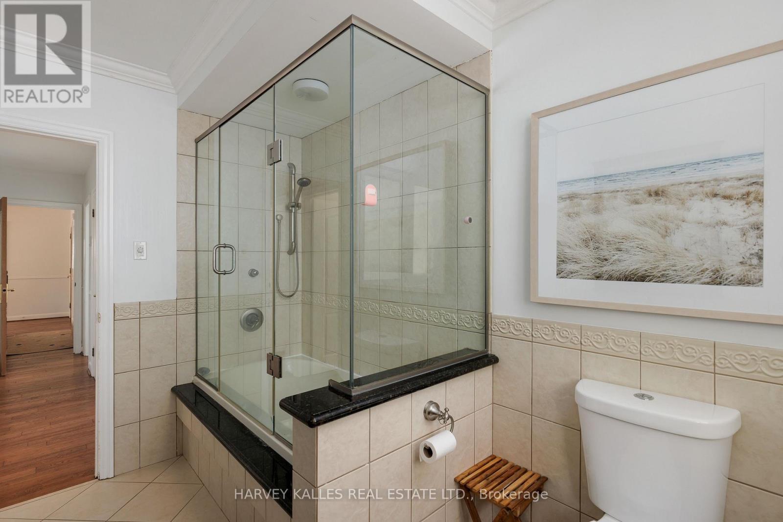 63 Twyford Road, Toronto, Ontario  M9A 1W5 - Photo 32 - W13808262