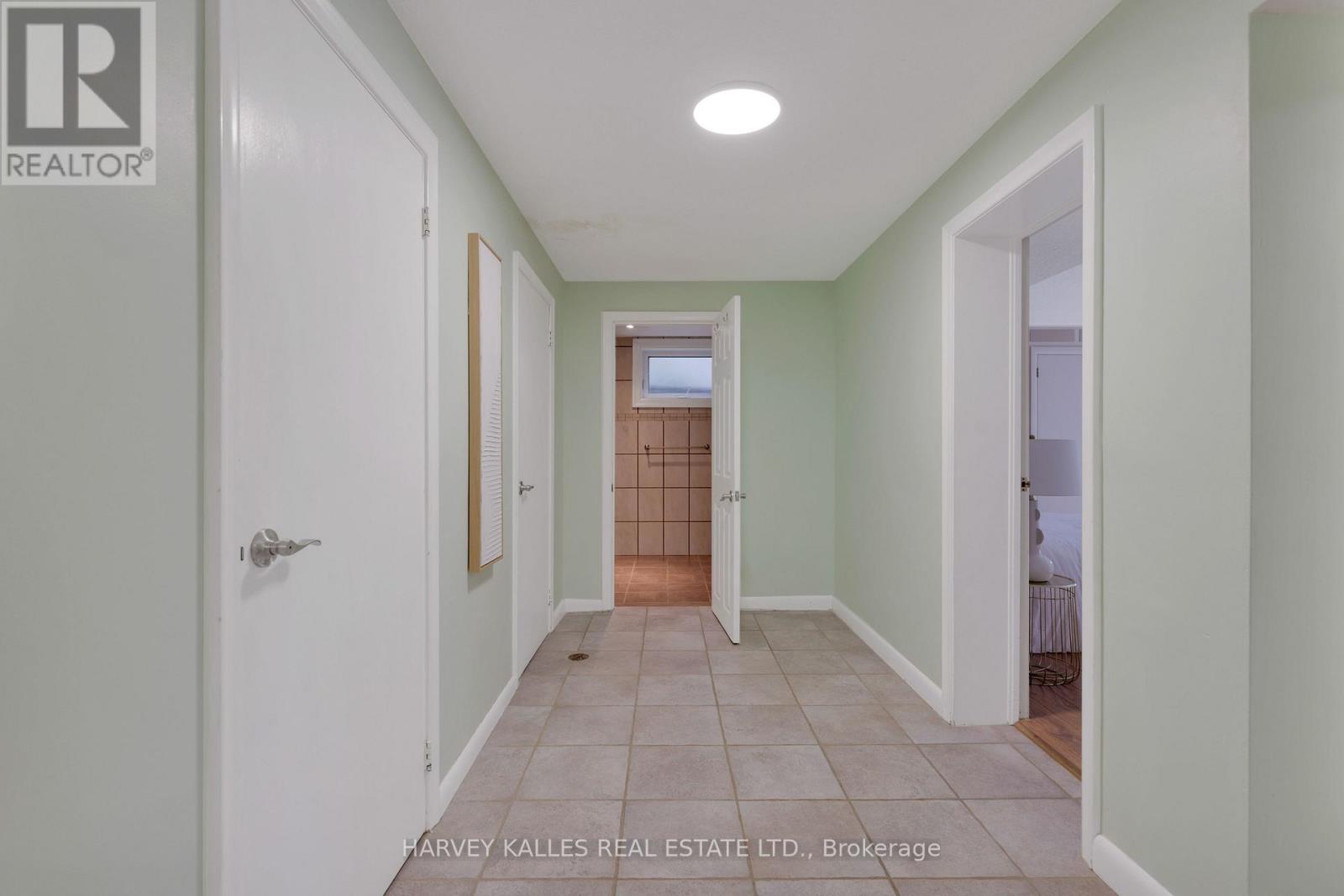 63 Twyford Road, Toronto, Ontario  M9A 1W5 - Photo 41 - W13808262