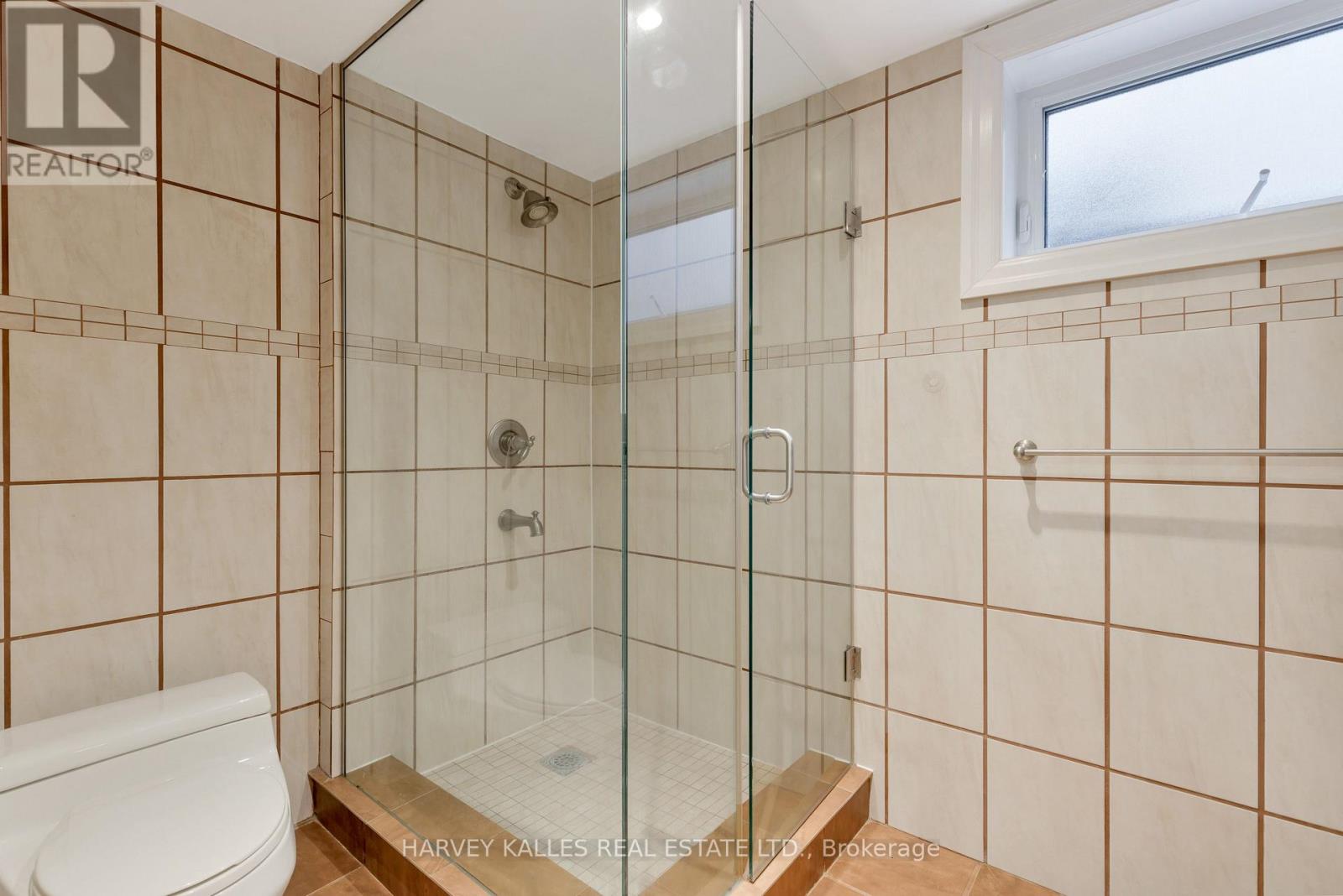 63 Twyford Road, Toronto, Ontario  M9A 1W5 - Photo 43 - W13808262