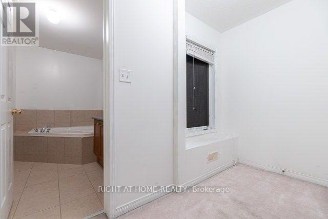 94 Jim Baird Mews, Toronto, Ontario M3L 0C4 - Photo 17 - W13808308