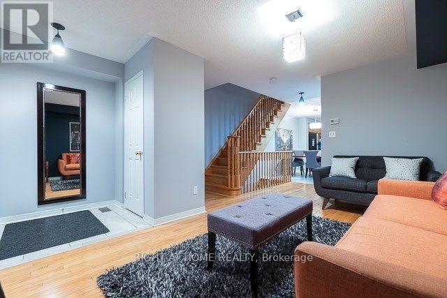 94 Jim Baird Mews, Toronto, Ontario M3L 0C4 - Photo 4 - W13808308
