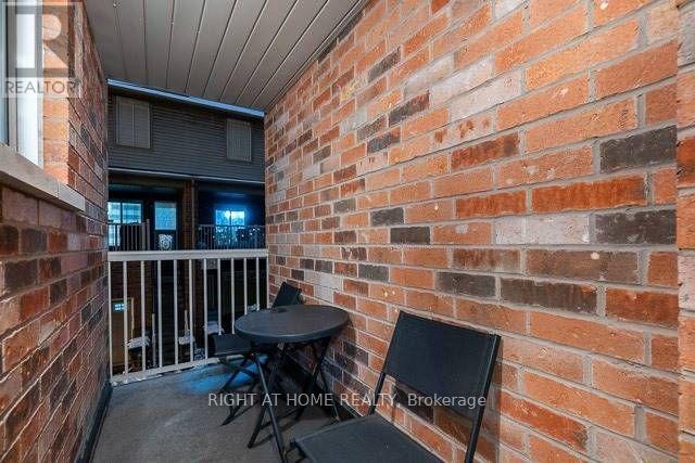 94 Jim Baird Mews, Toronto, Ontario M3L 0C4 - Photo 8 - W13808308