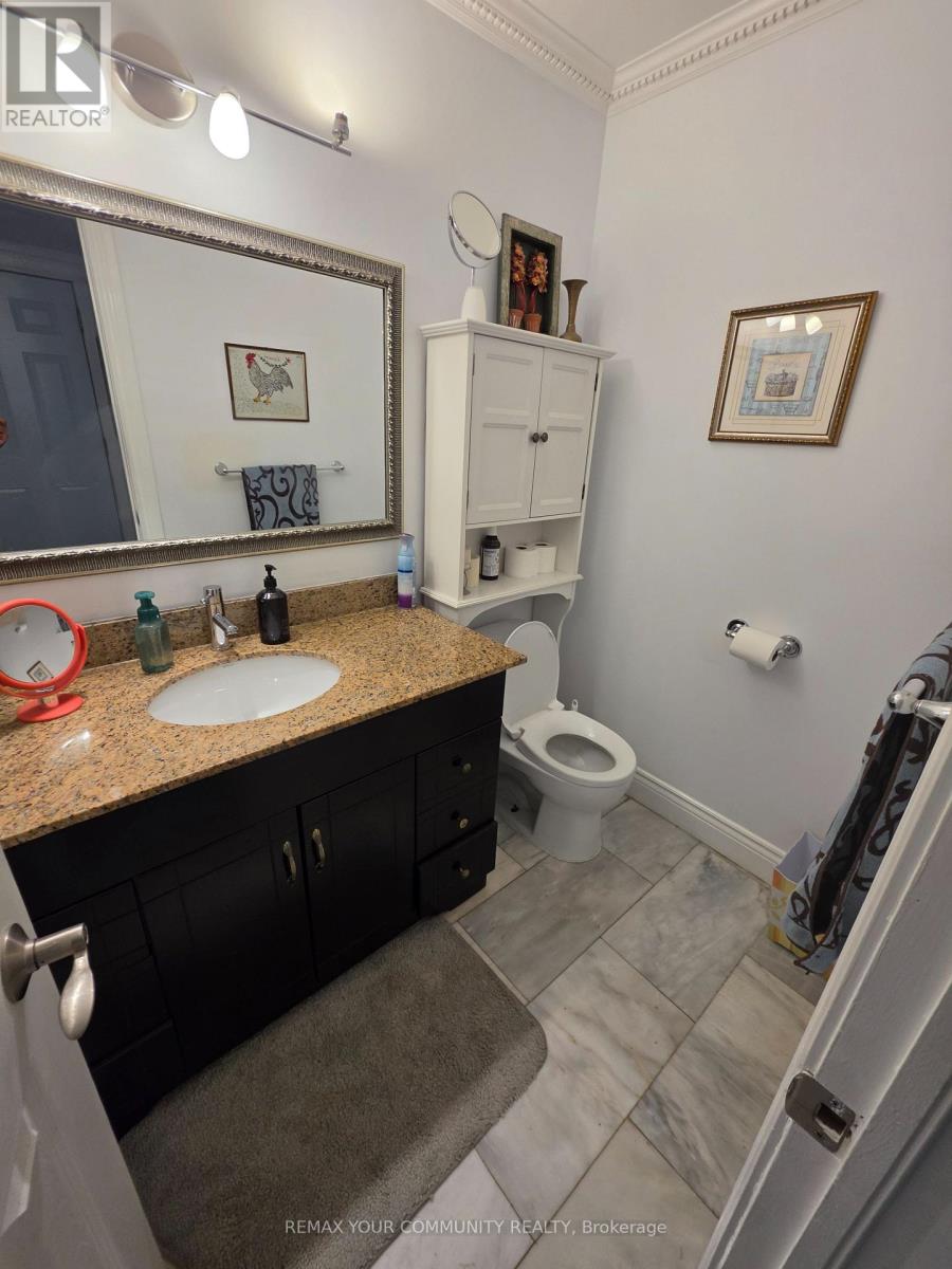 4260 Alta Place, Mississauga, Ontario L4Z 1P7 - Photo 5 - W13808366