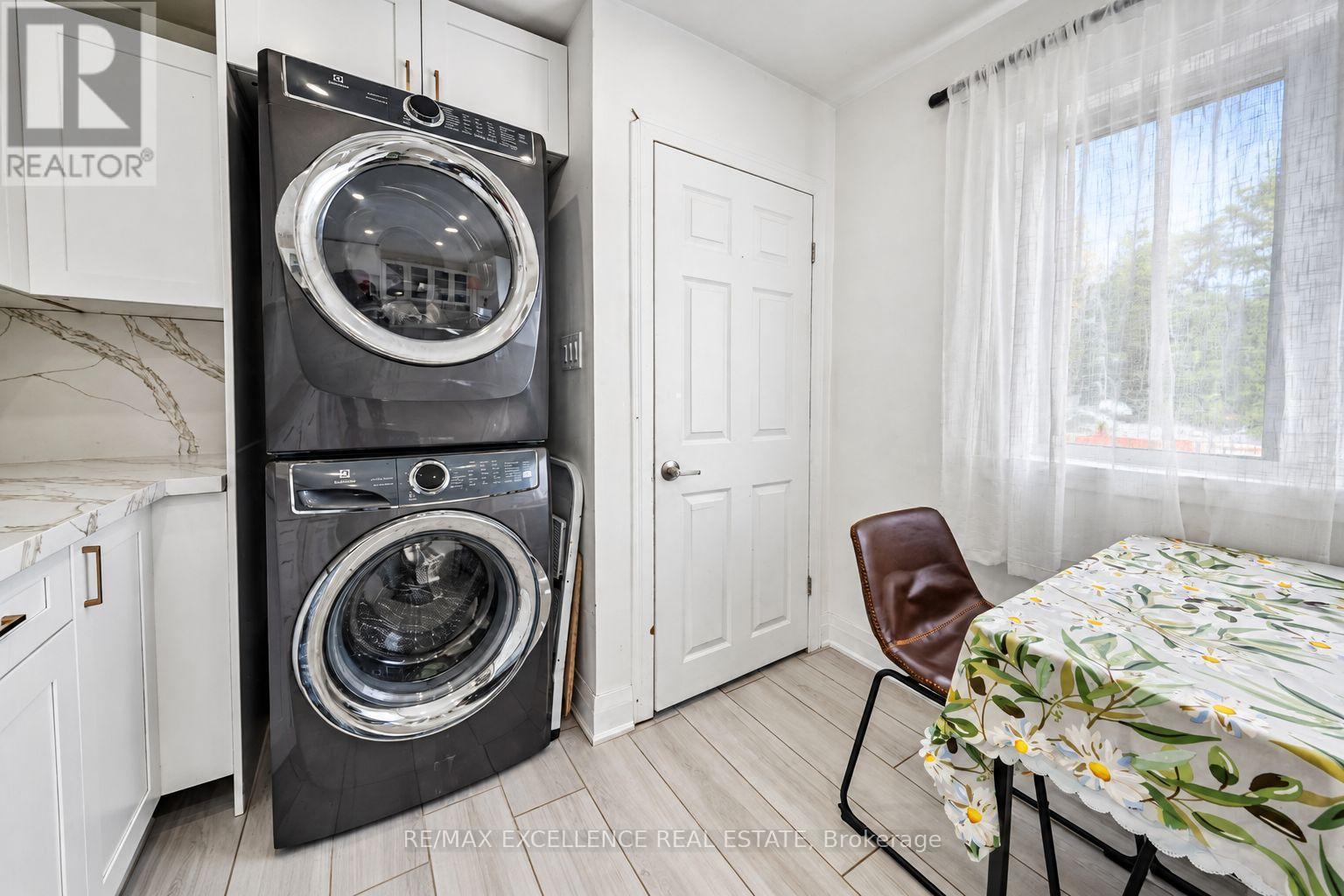 49 Barrhead Crescent, Toronto, Ontario  M9W 3Z8 - Photo 16 - W13808368