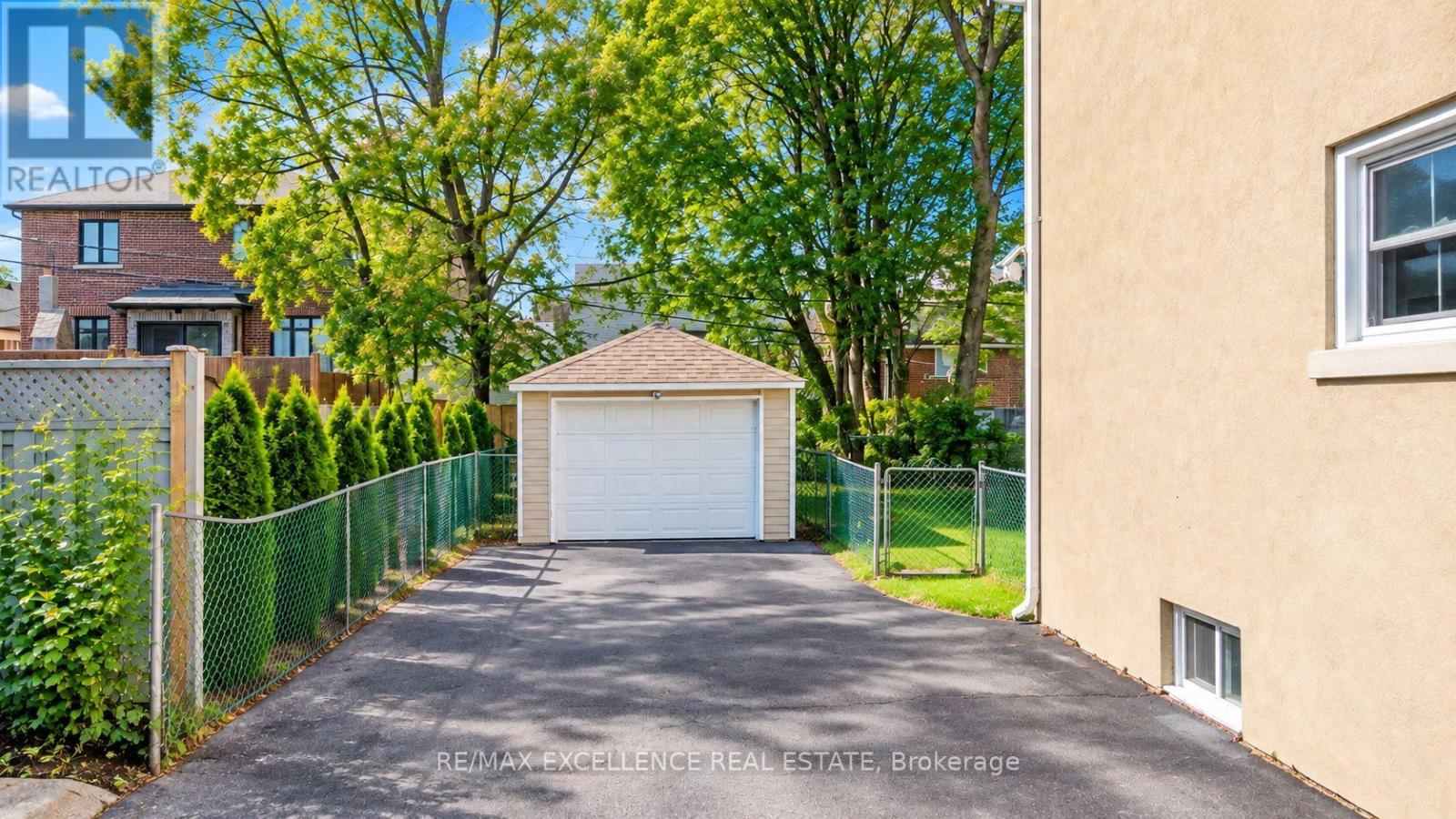 49 Barrhead Crescent, Toronto, Ontario  M9W 3Z8 - Photo 19 - W13808368