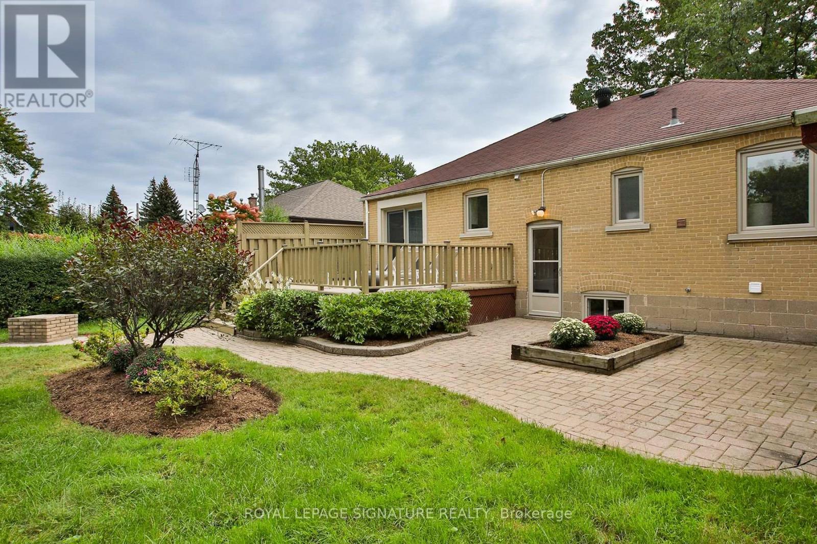 605 Atwater Avenue, Mississauga, Ontario  L5G 2A8 - Photo 15 - W13808394