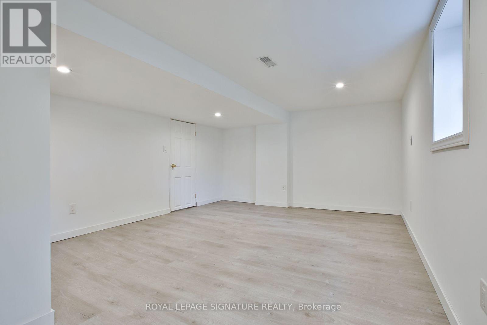 605 Atwater Avenue, Mississauga, Ontario  L5G 2A8 - Photo 24 - W13808394