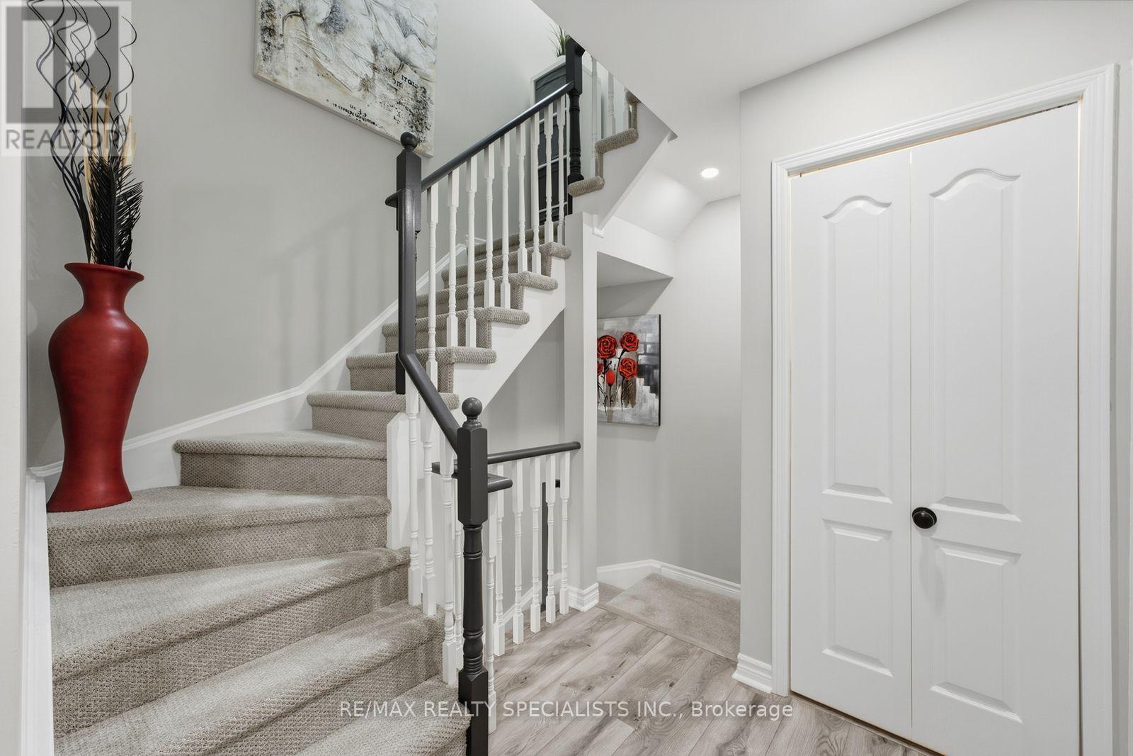 19 - 3055 Elmcreek Road, Mississauga, Ontario  L5B 4J9 - Photo 21 - W13808418