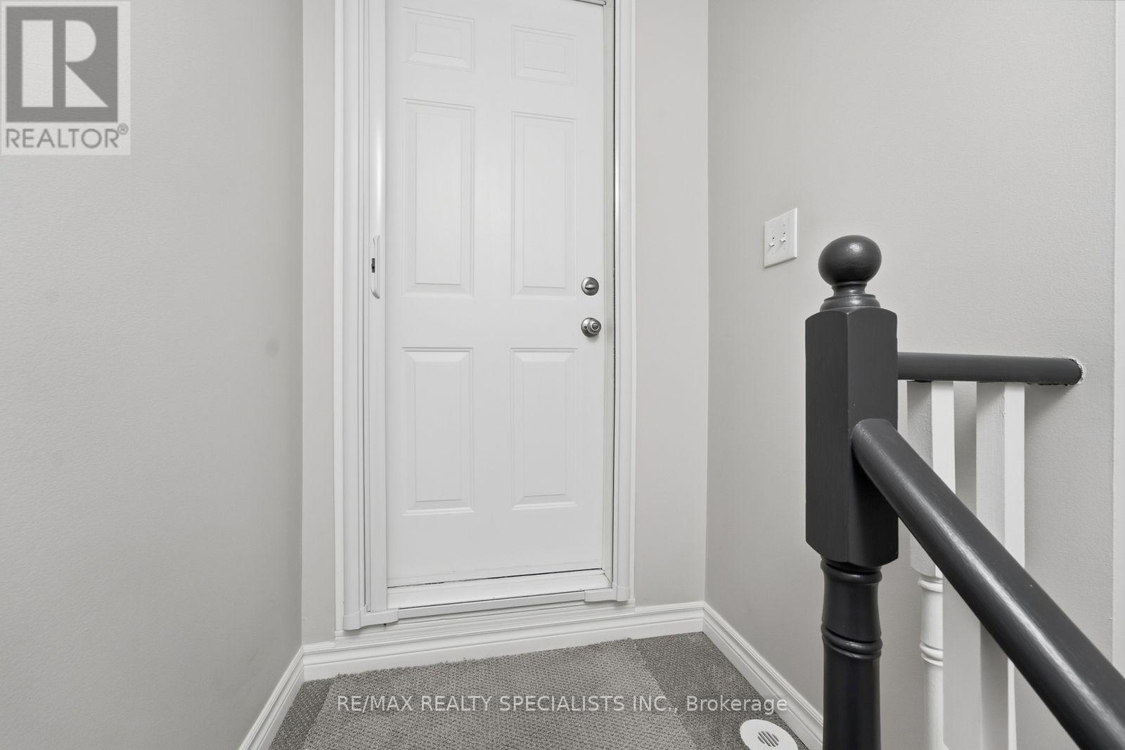 19 - 3055 Elmcreek Road, Mississauga, Ontario  L5B 4J9 - Photo 29 - W13808418