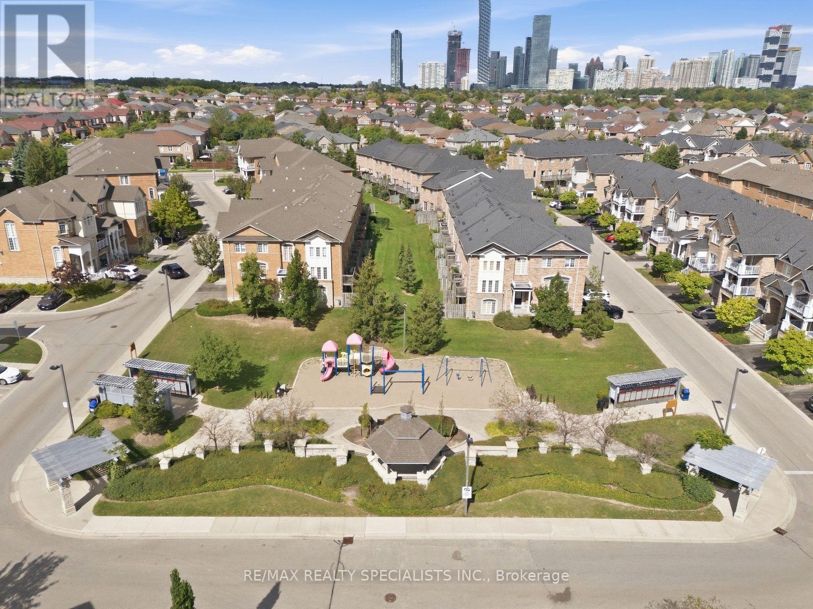 19 - 3055 Elmcreek Road, Mississauga, Ontario  L5B 4J9 - Photo 44 - W13808418