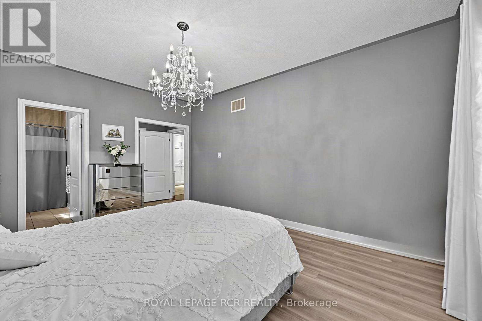 5 Borland Crescent, Caledon, Ontario  L7C 3M4 - Photo 15 - W13808498