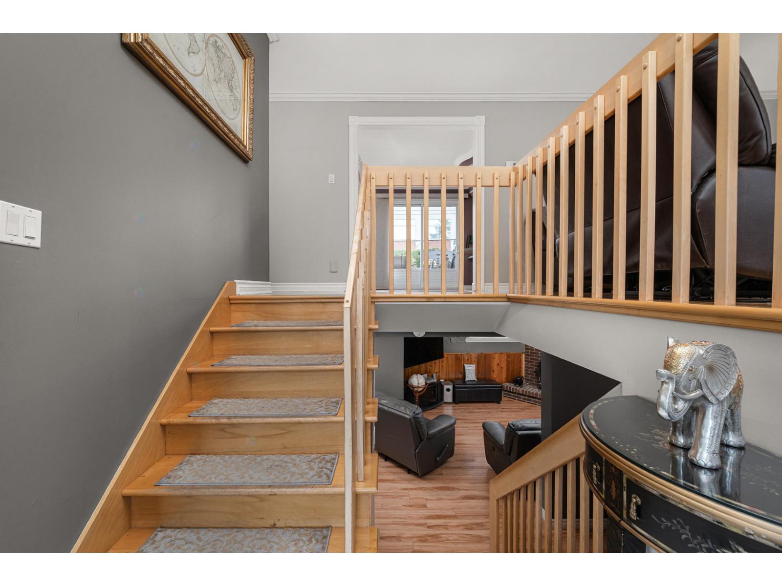 2045 Rue Nadeau Laval (Chomedey) Quebec Canada H7T1W5 3