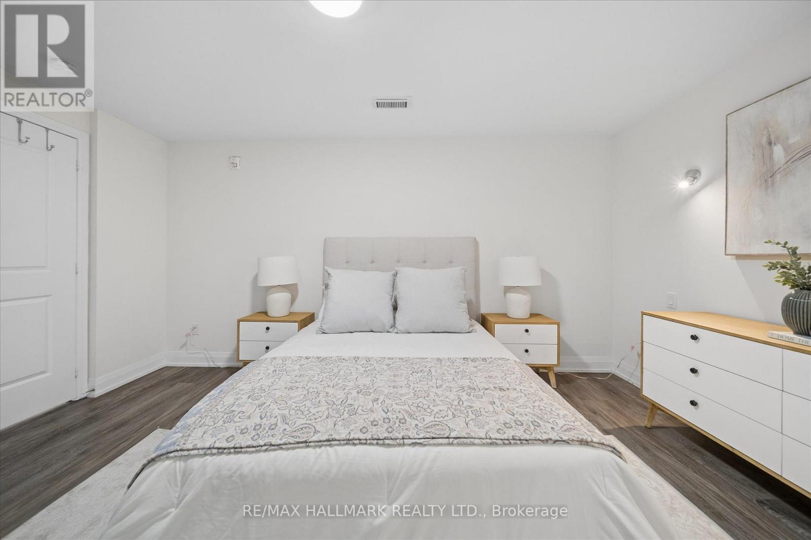 403 - 200 Woodbine Avenue, Toronto, Ontario  M4L 3P2 - Photo 31 - E13808380