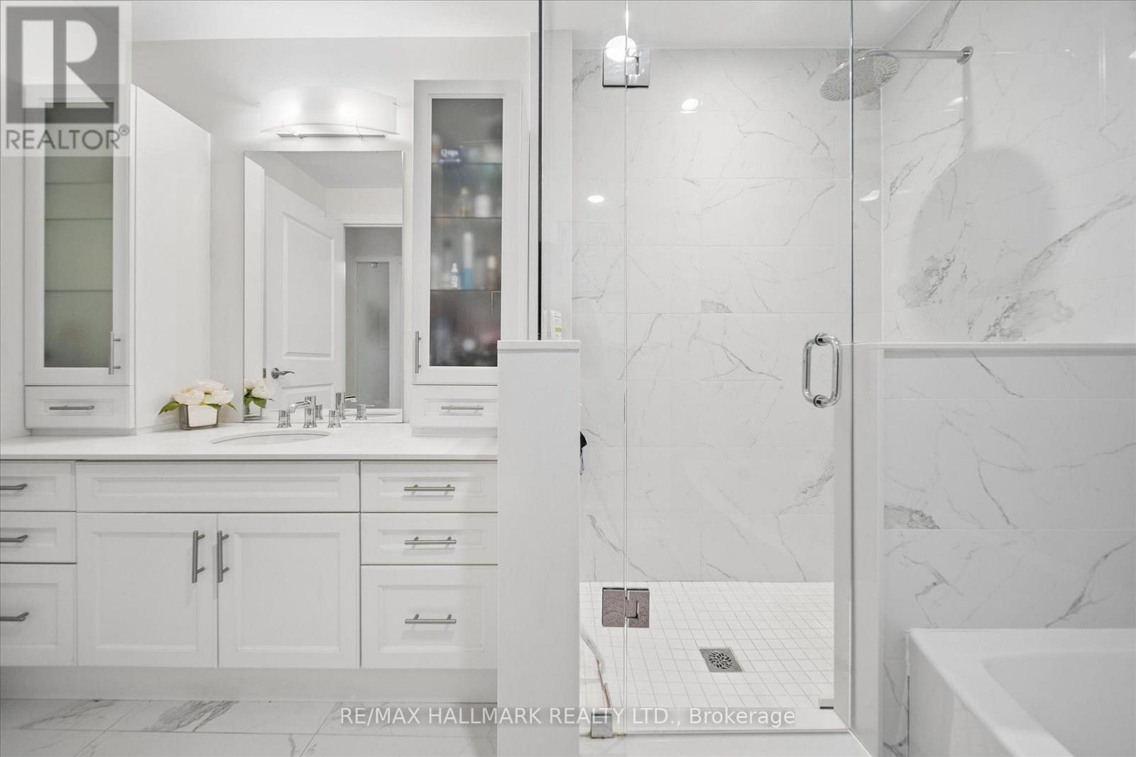 403 - 200 Woodbine Avenue, Toronto, Ontario  M4L 3P2 - Photo 36 - E13808380