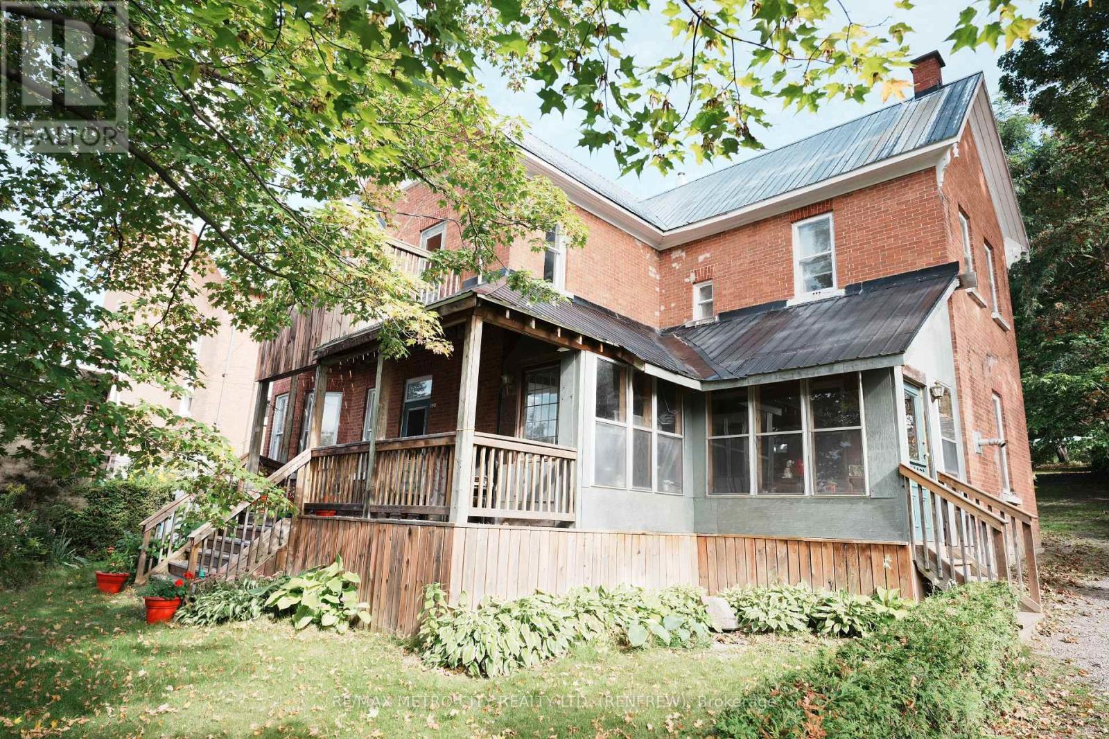 193 Oak Street, Bonnechere Valley, Ontario  K0J 1T0 - Photo 21 - X13796536