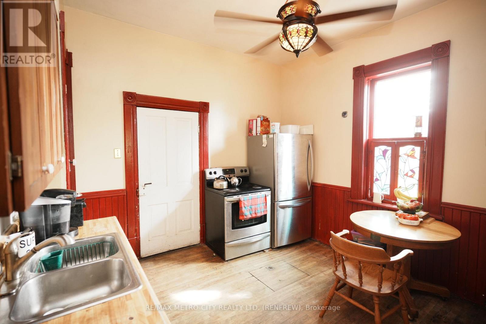 193 Oak Street, Bonnechere Valley, Ontario  K0J 1T0 - Photo 7 - X13796536
