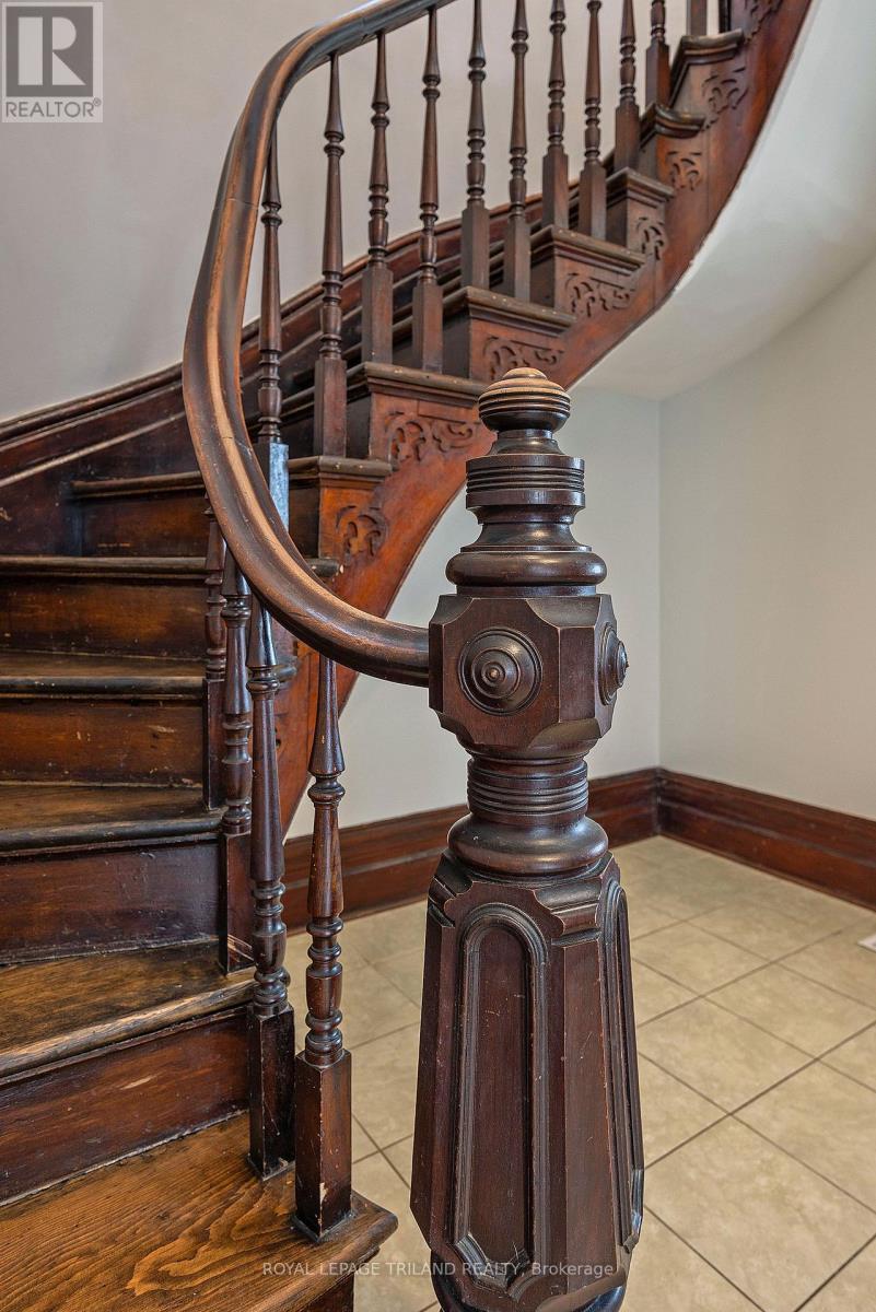 44 Elgin Street, St. Thomas, Ontario  N5R 3M1 - Photo 7 - X13808478