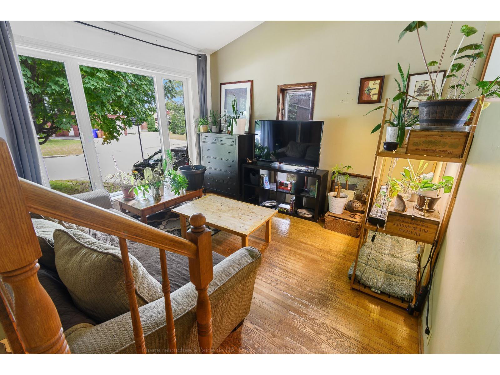 79 Rue des Camélias Gatineau (Aylmer) Quebec Canada J9J2E7 3