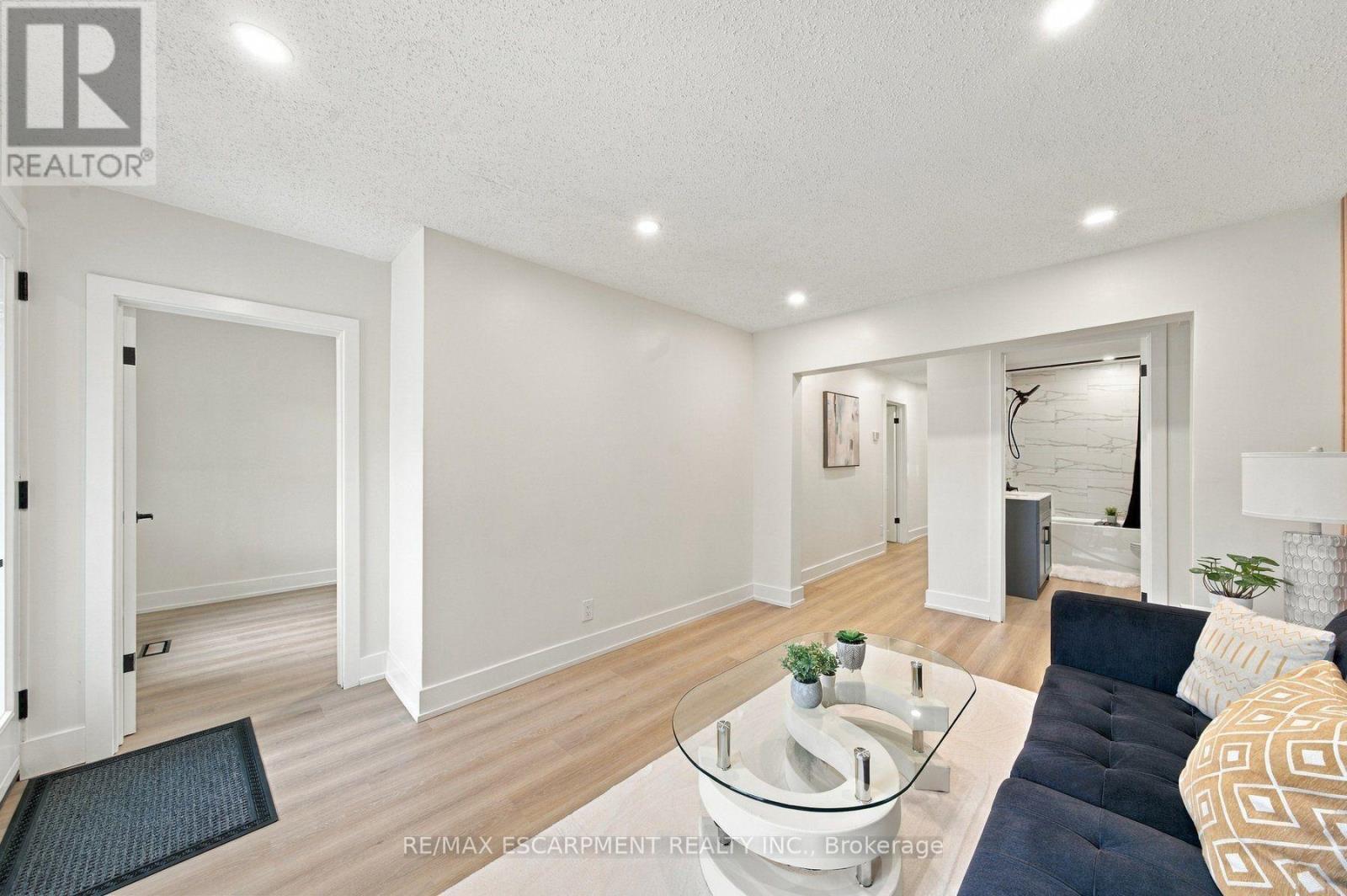 154 Campbell Avenue, Hamilton, Ontario  L8H 2E9 - Photo 6 - X13808306